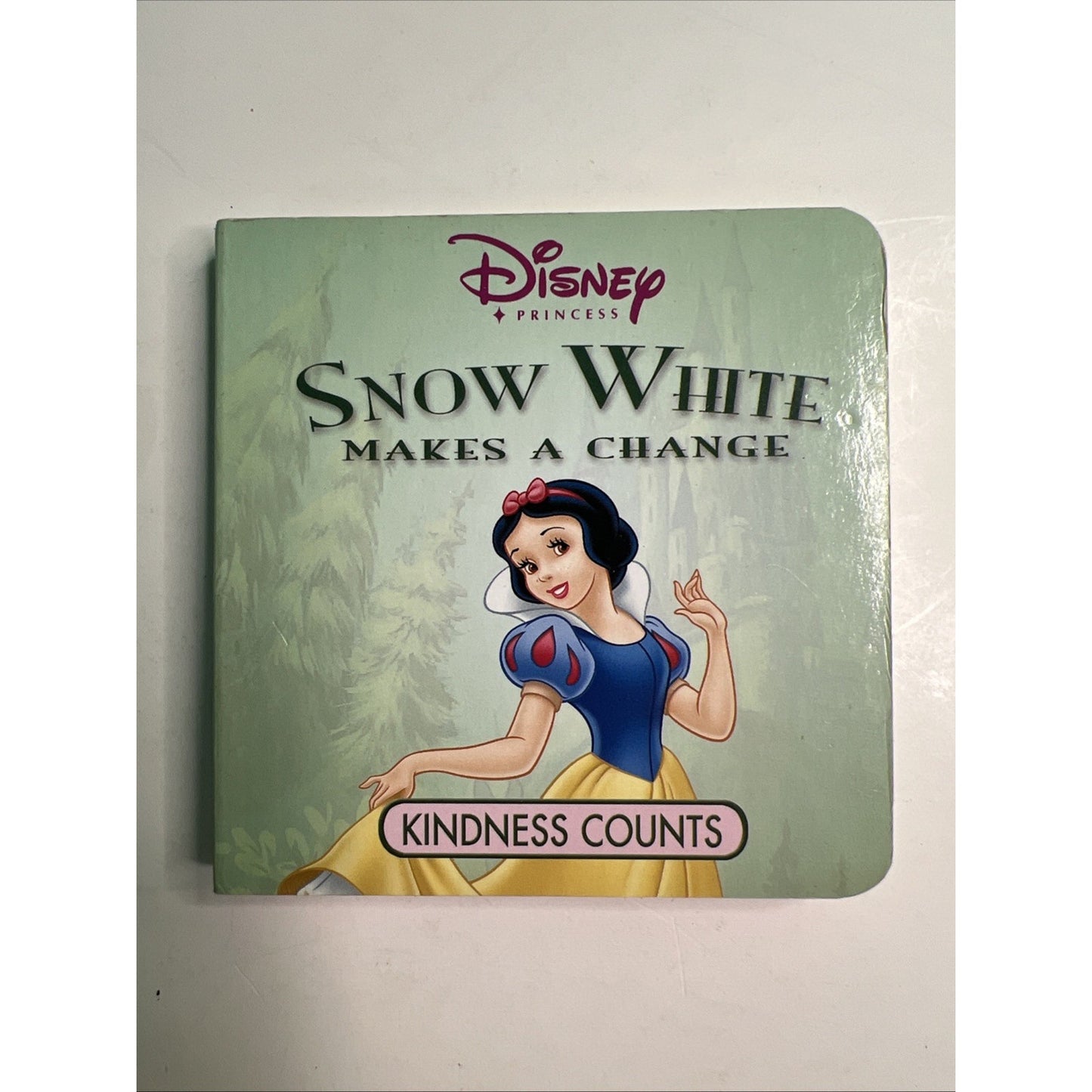 Disney Princess Snow White Makes a Change Kindness Counts Book 2003