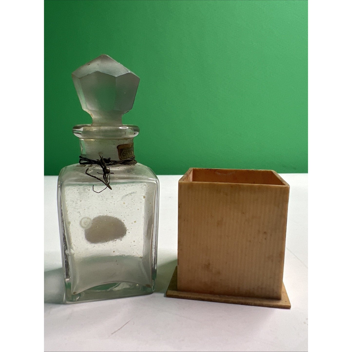 VTG LaValliere Chan-dra-kan-ta Glass Perfume Bottle W/ Stopper & Celluloid Box