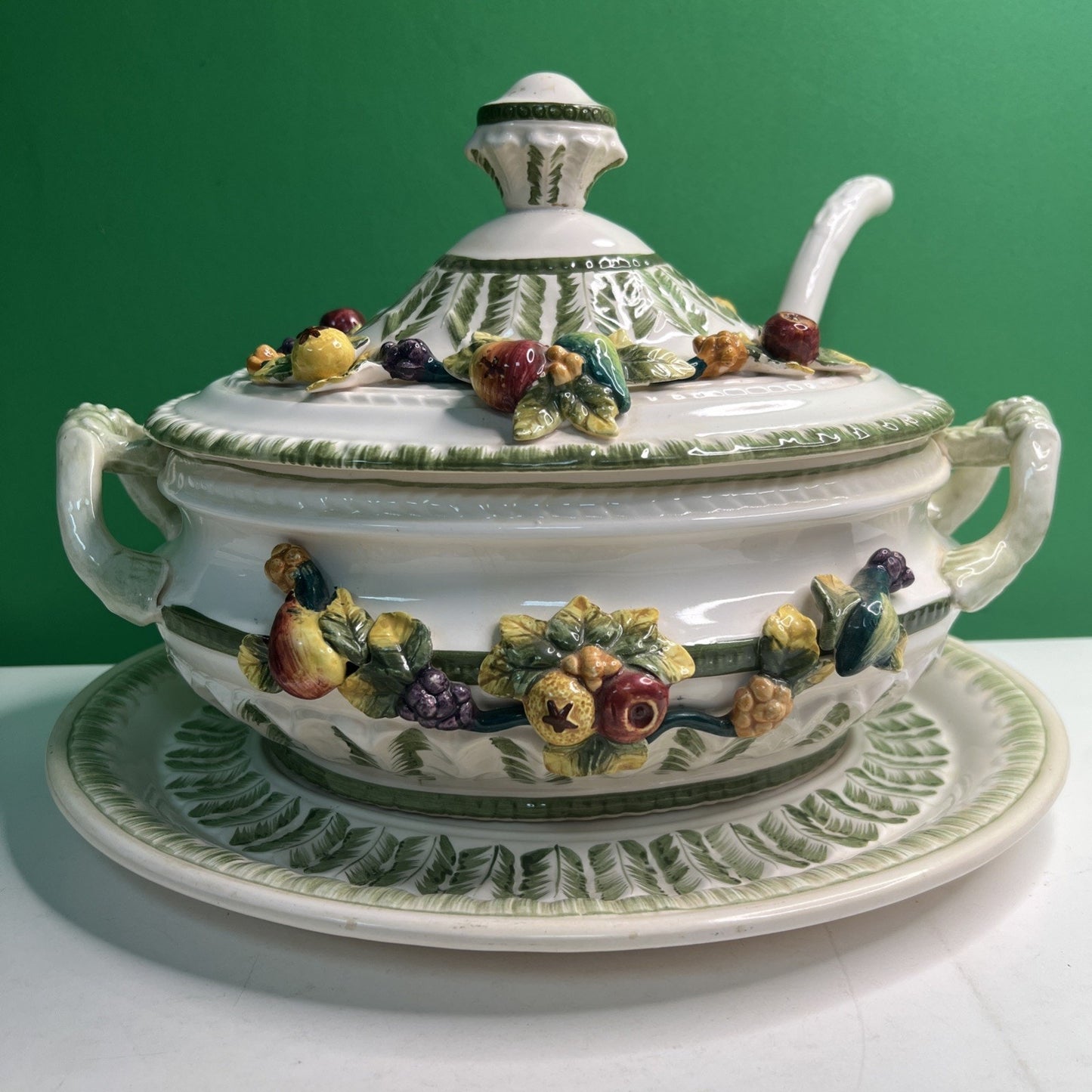 VTG Harvest Collection Hand-painted Ceramic Soup Tureen with Fruits Complete Set