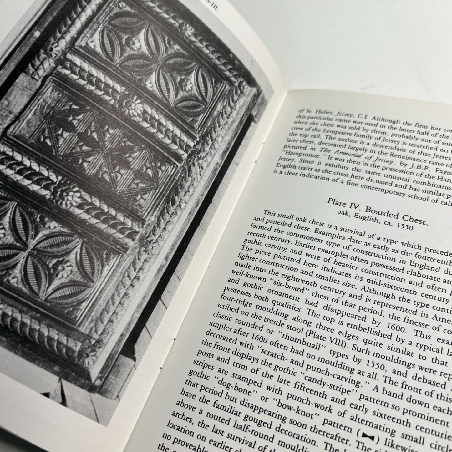 1981 GOTHIC FURNITURE by John Poindexter Landers LE 1000 Copies Texas
