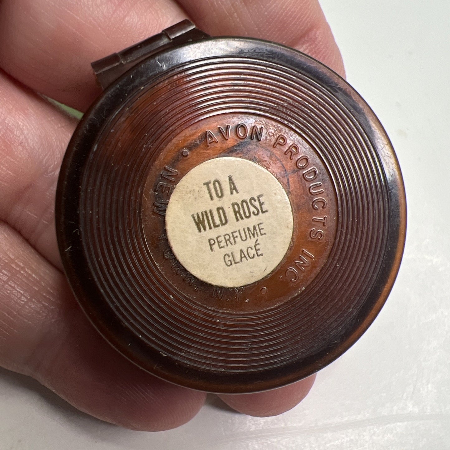 Avon New York To A Wild Rose Perfume Glace Compact Only Vintage Vanity