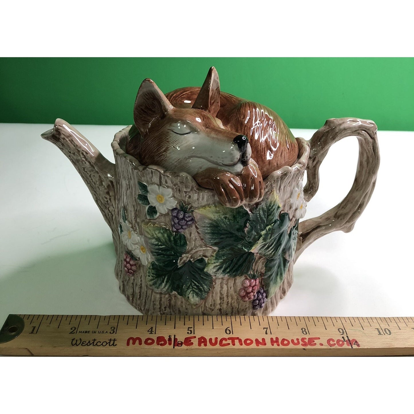 1990 Retired FITZ & FLOYD Sleeping Fox On Tree Stump With Berry Vine TEAPOT 32oz