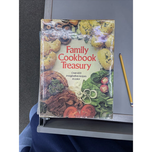 Vintage 1980 FAMILY COOKBOOK TREASURY Recipes