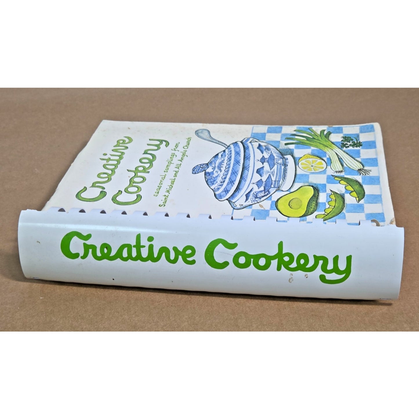 Vintage 1976 Creative Cookery Dallas St. Michael and All Angels Cookbook