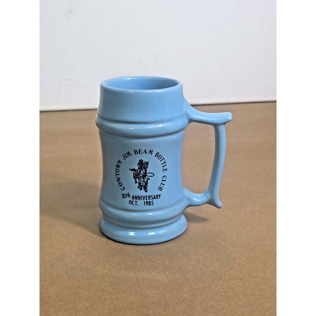 Vintage 1985 Frankoma M2 Cowtown Jim Beam Bottle Club Anniversary Mug, Blue