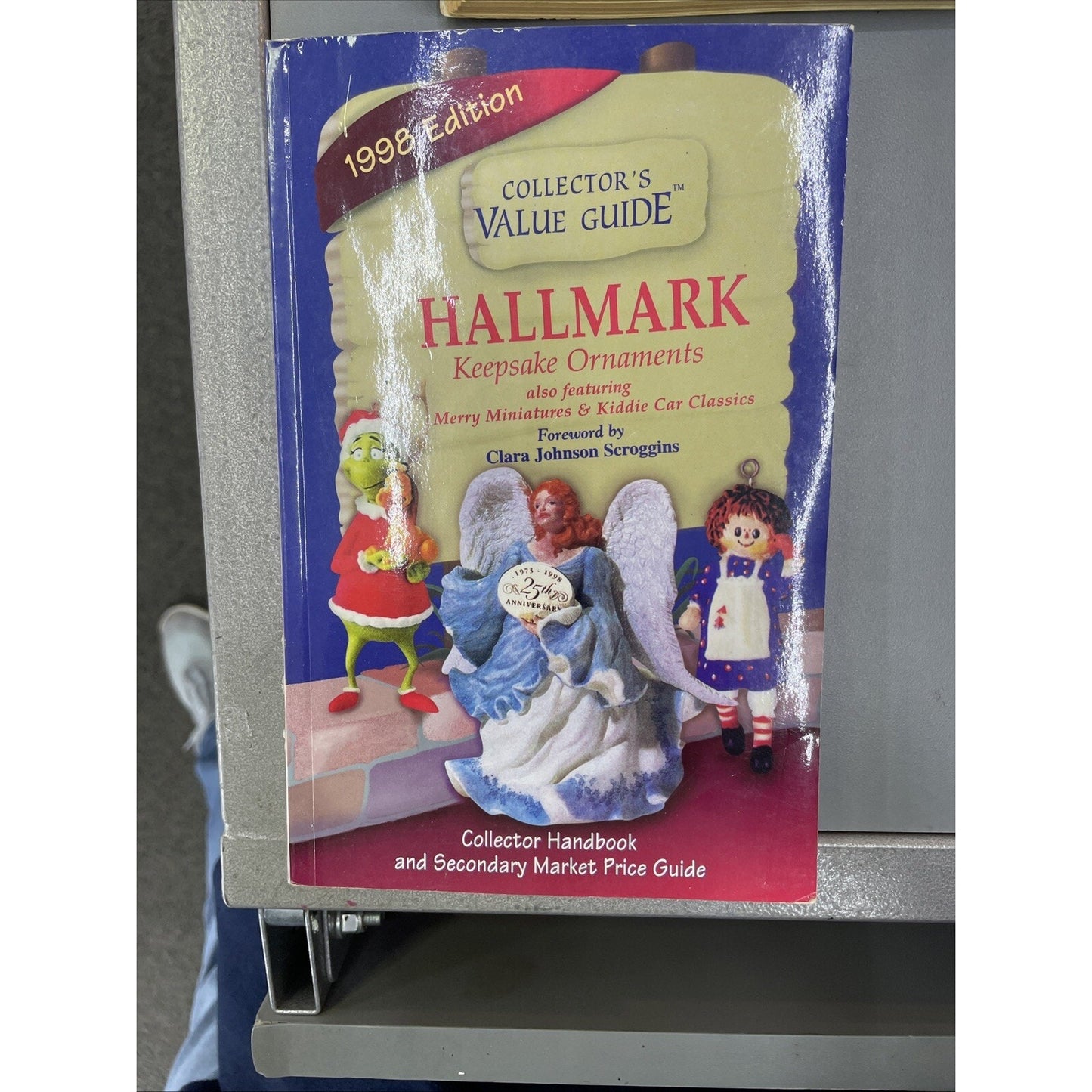 Hallmark Keepsake Ornaments Collector's Value Guide Handbook 1998 Market Price