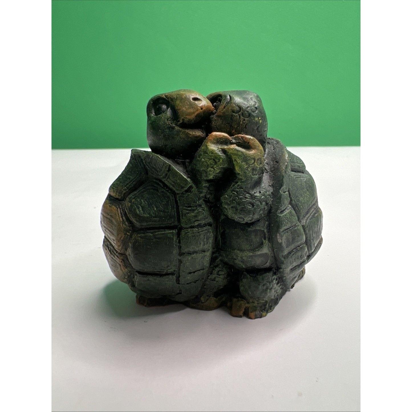 Vintage Arts In Stone Turtle Couple Hugging Figurine Made In Holland Reptile