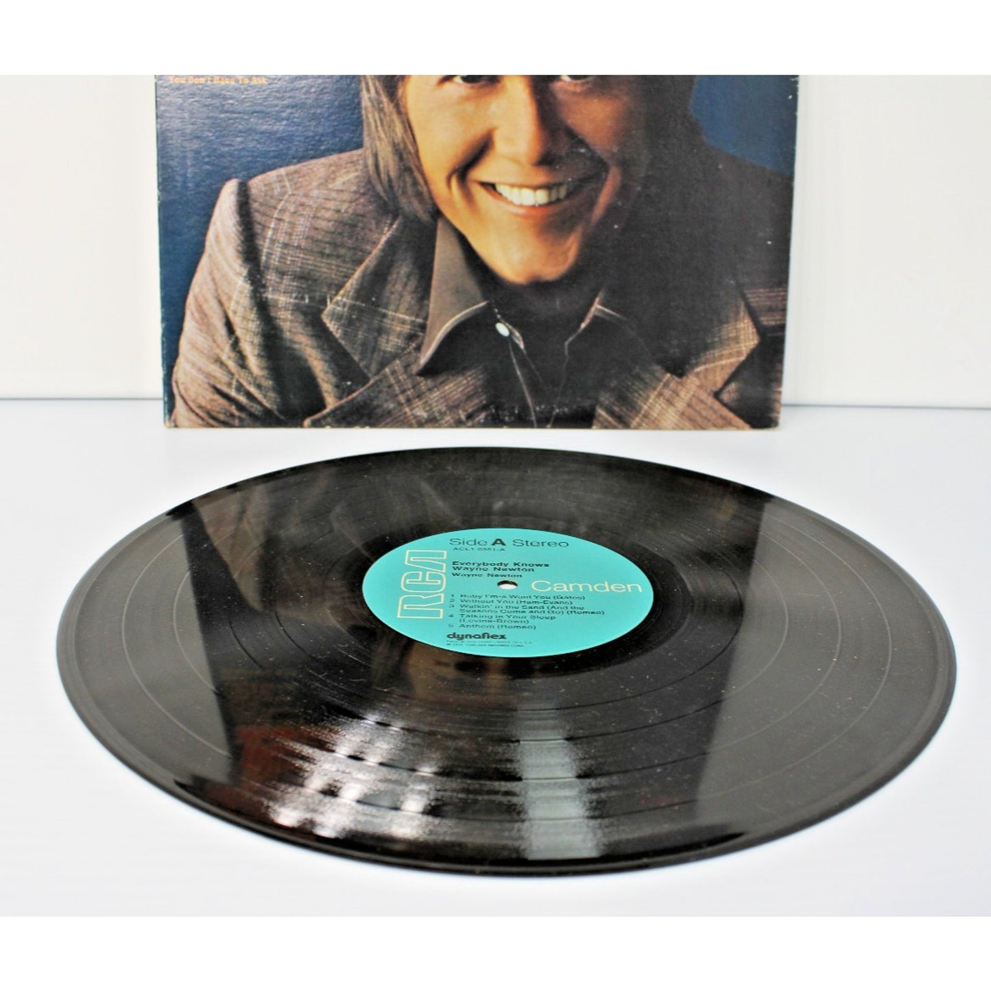 Wayne Newton - Everybody Knows Vinyl LP RCA Camden ACL1-0351-A