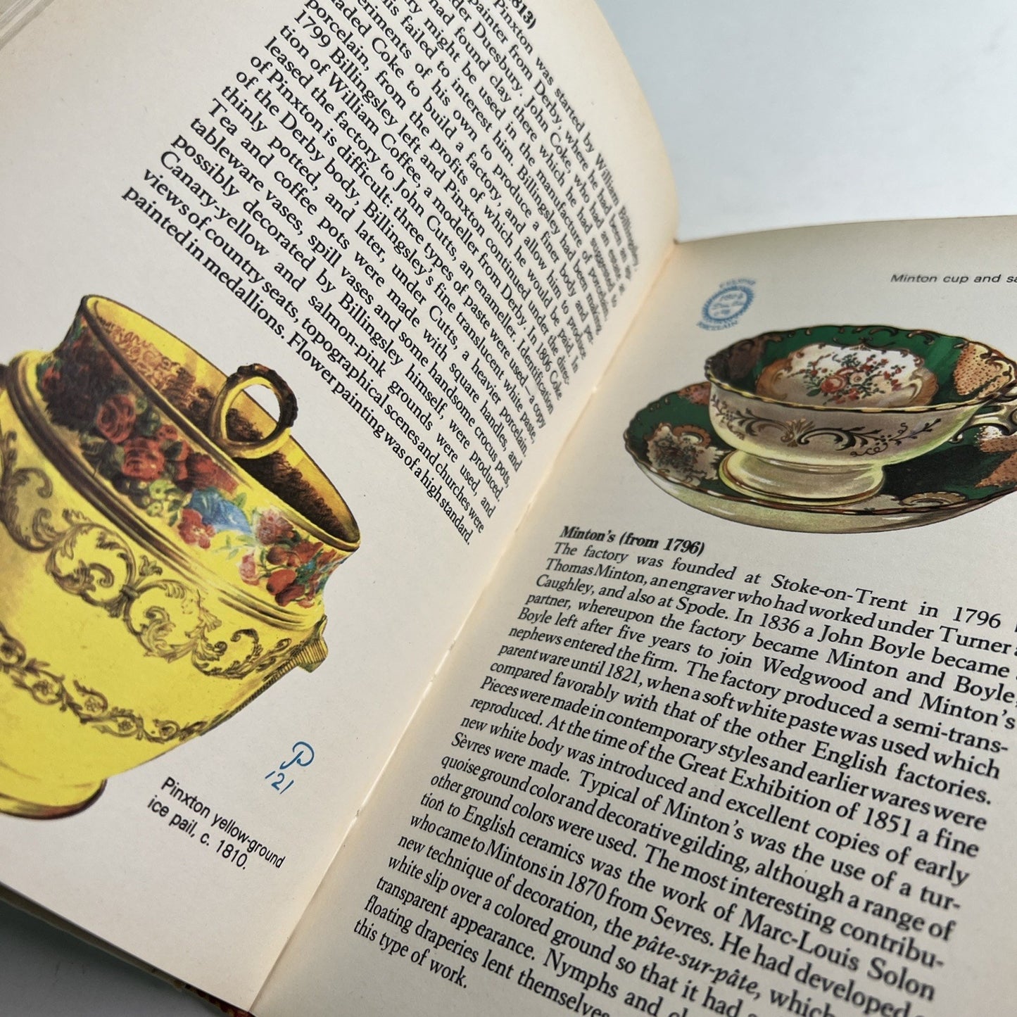 Porcelain by Eileen Aldridge Grosset All-Color Guide 1970 HC DJ Illustrated