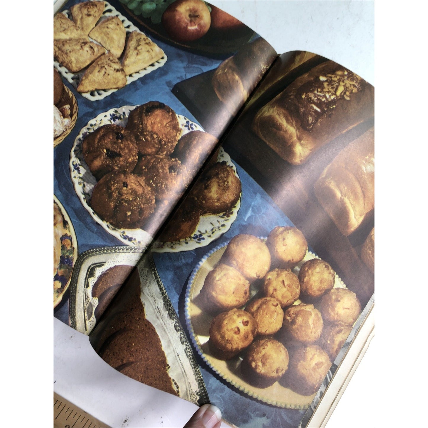 Norge Binding of Culinary Arts Institute Encyclopedic Cookbook Recipes Menu