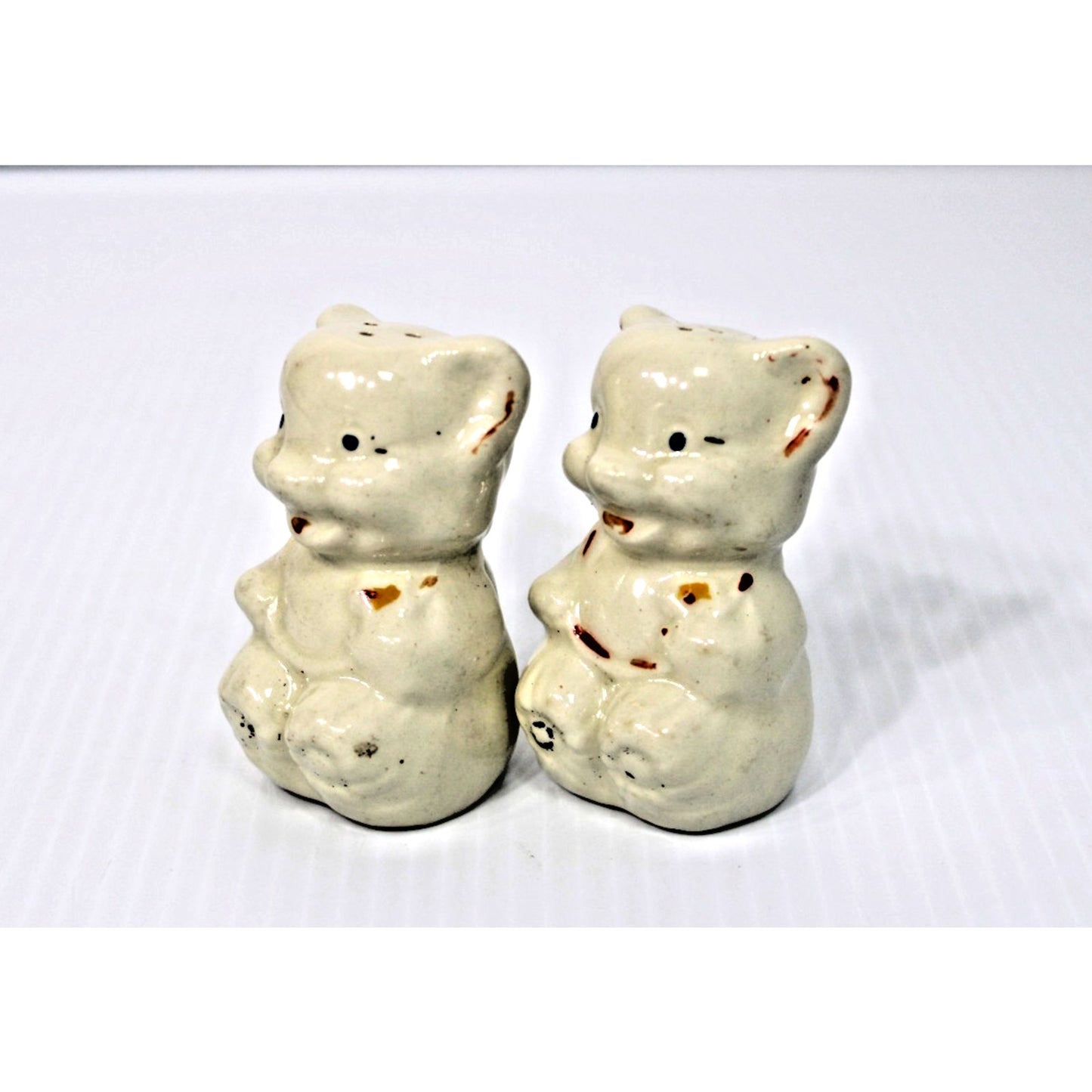 Kitschy Vintage 1950s Shawnee Ceramic Baby Bear Salt & Pepper Shakers Set
