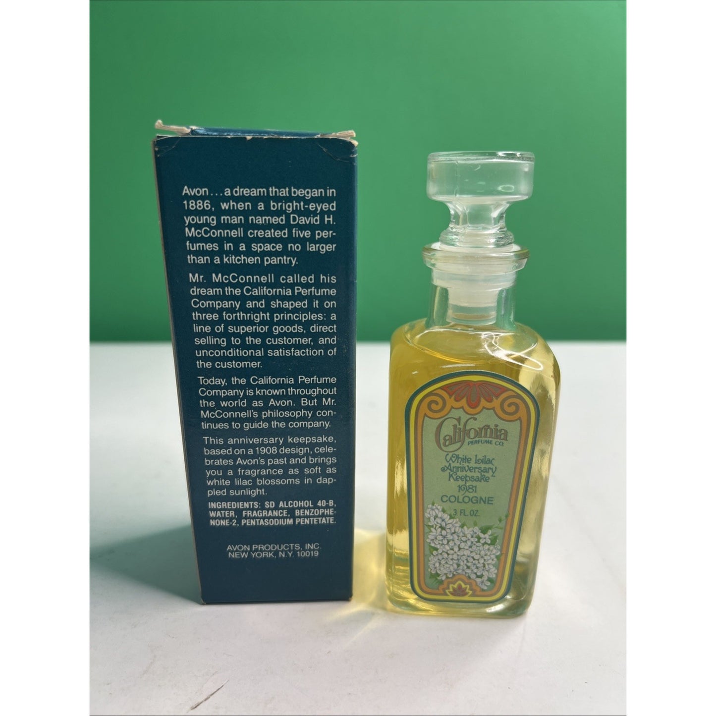 Vintage Avon NOS California Perfume Co White Lilac Anniversary Keepsake 1981 3oz