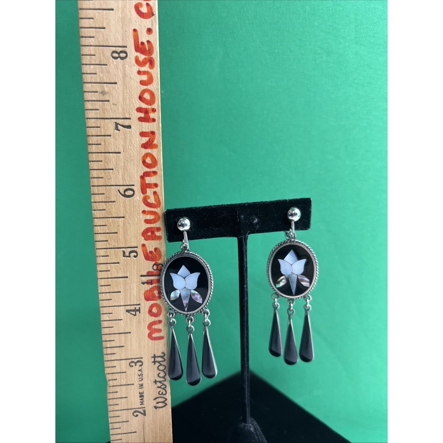Vintage Mexico Sterling Silver Onyx & Mother of Pearl Inlay Clip On Earrings