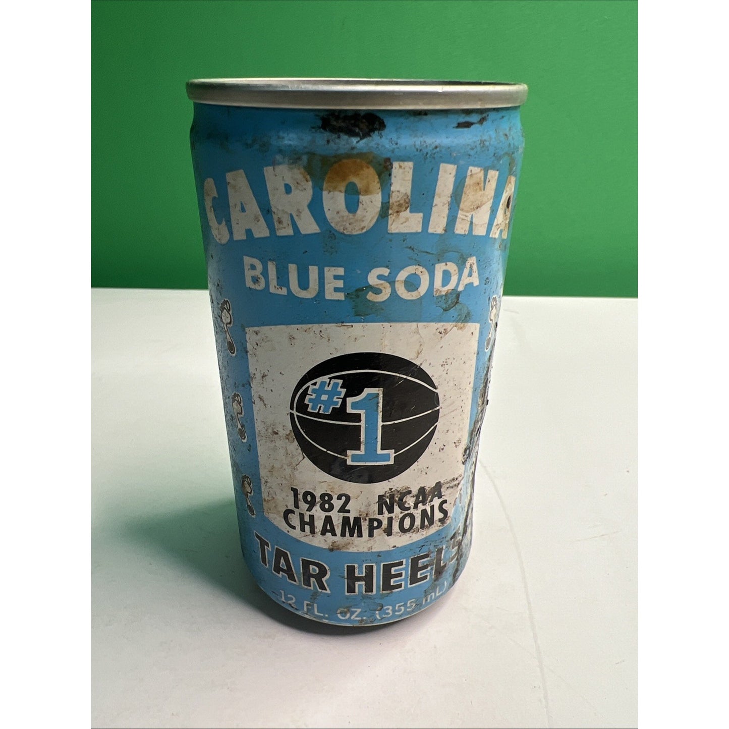 1982 NCAA Champions Tar Heels Carolina Blue Soda Empty Advertising 12oz UNC Can