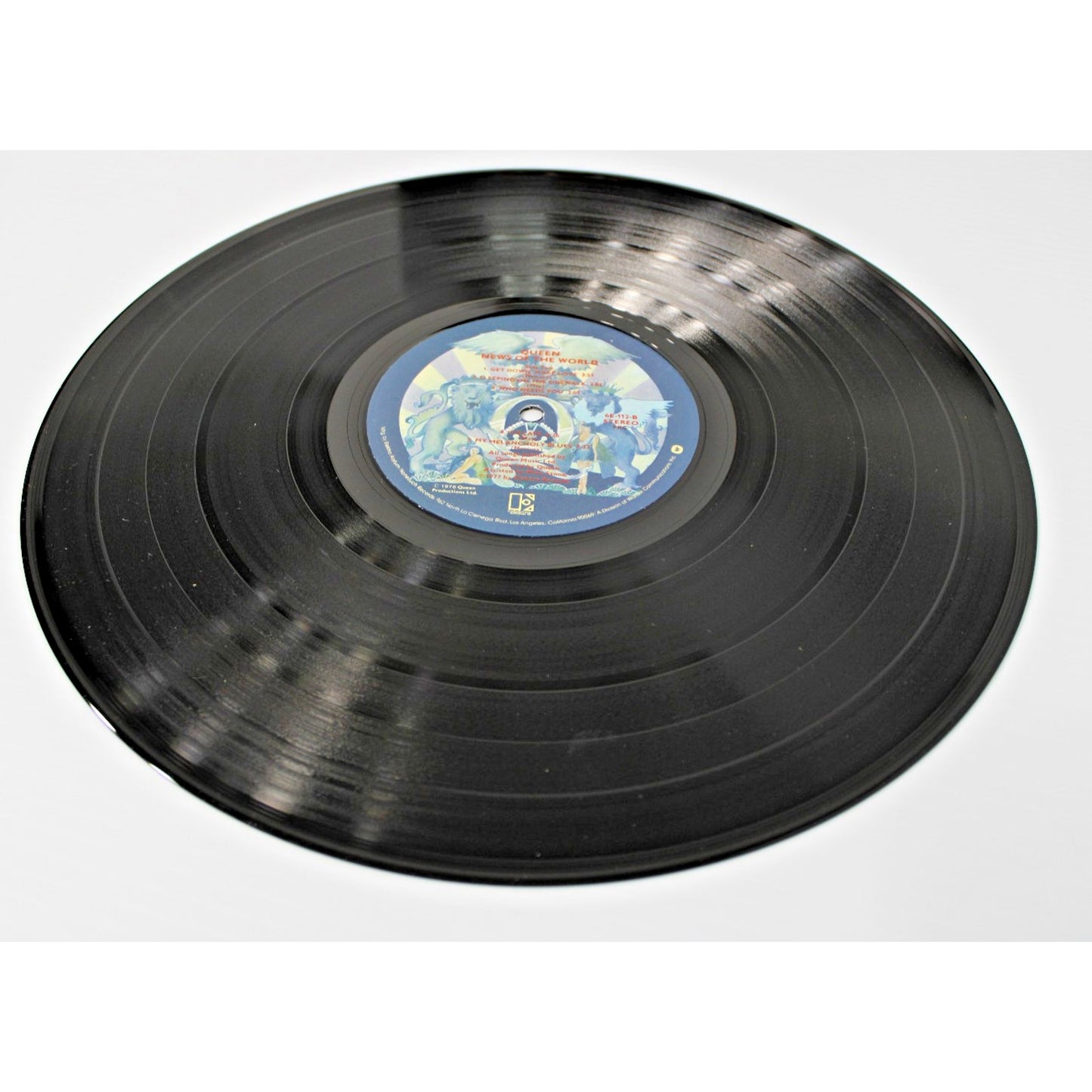 Queen- News of the World, 1977 Electra 6E-112 Gatefold Lyrics Sleeve- NM/NM!