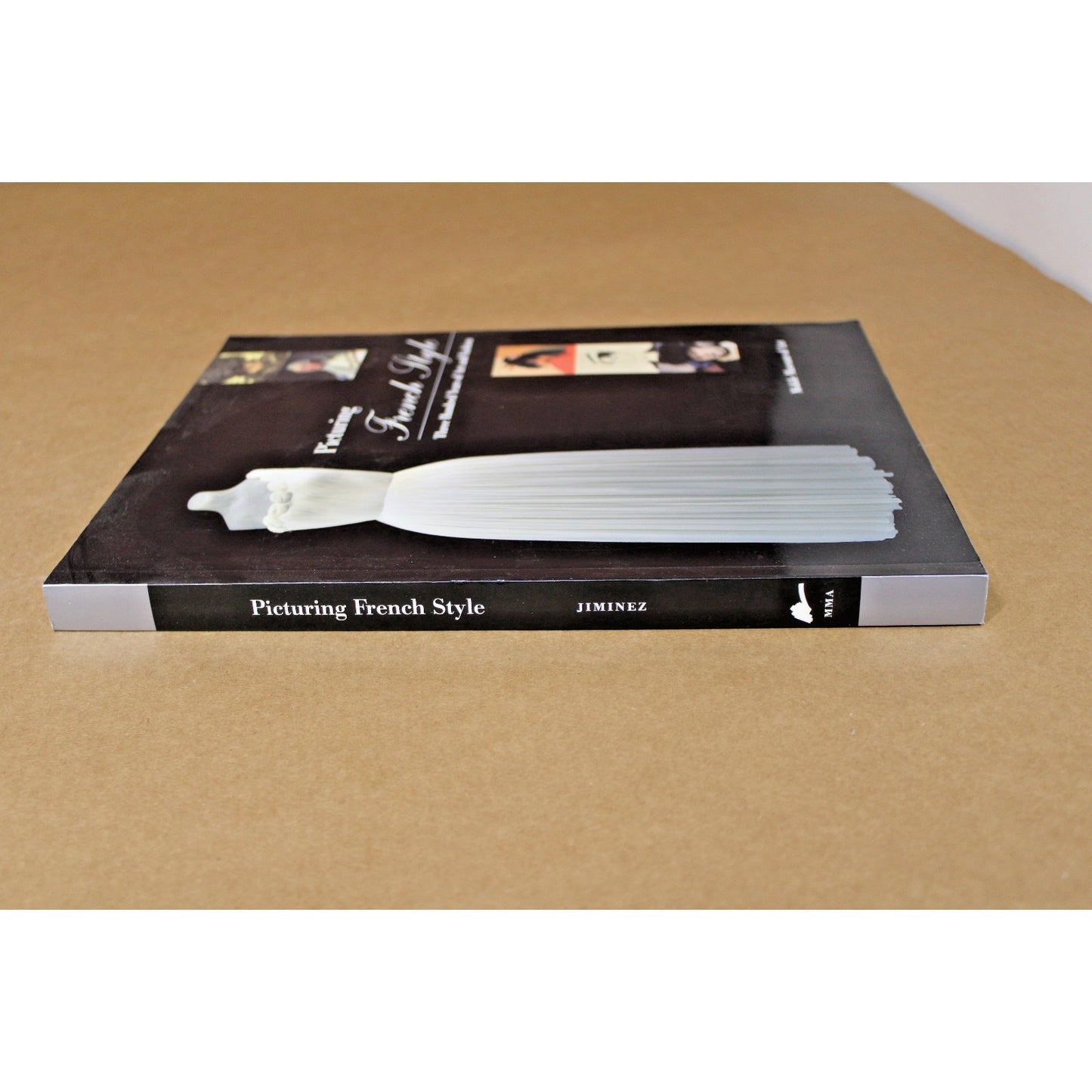 Mobile Museum of Art: Picturing French Style, 2002 Jill Berk Jiminez
