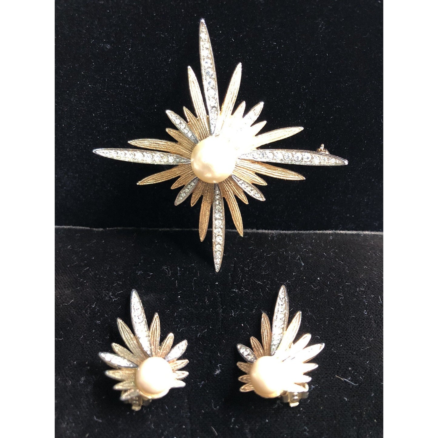 MCM Starburst Brooch Pin & Clip On Earrings Set Faux Pearl Rhinestone Stardust