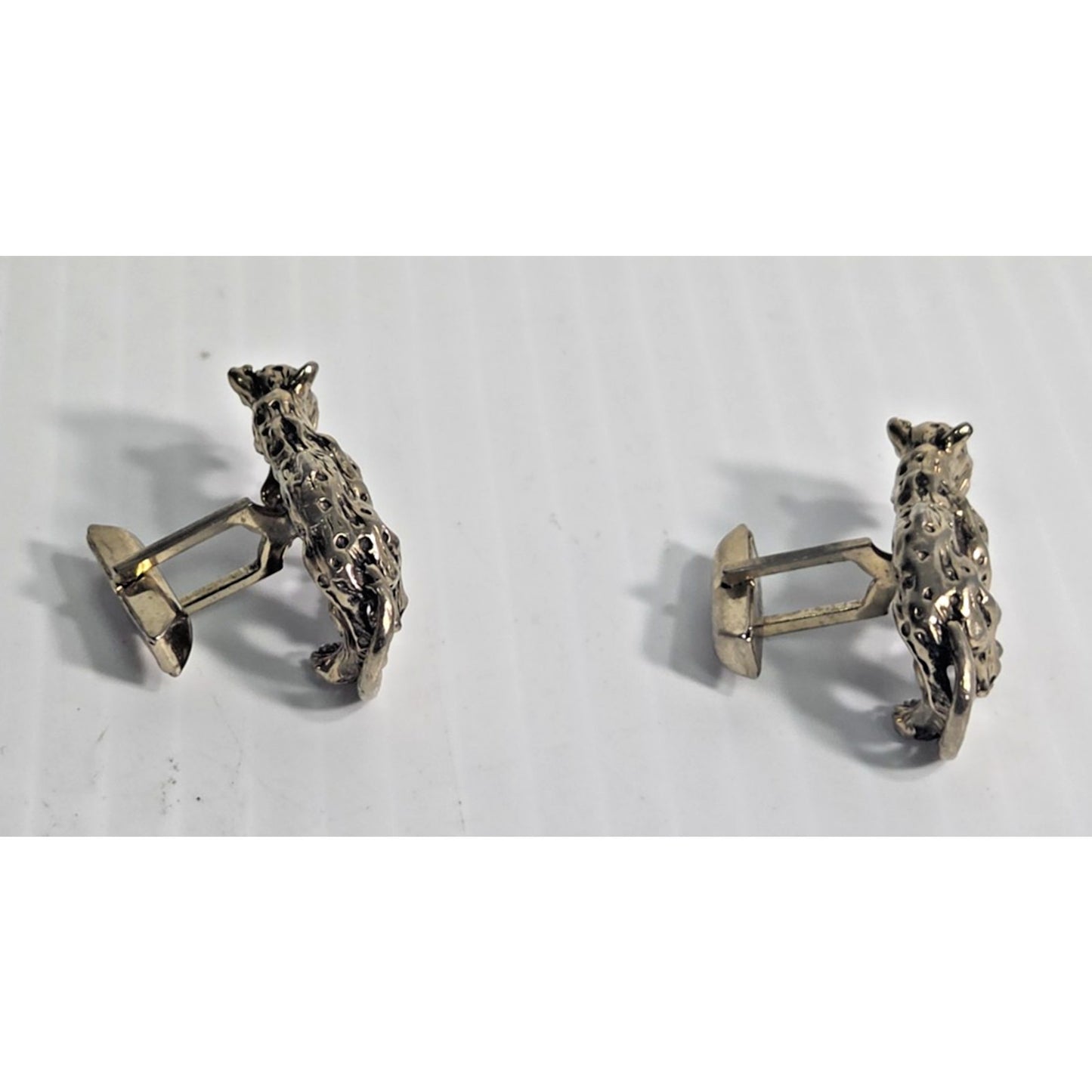 Vintage Signed SWANK Goldtone Leopard Cufflinks 1.5"W High-Relief Artisan Design