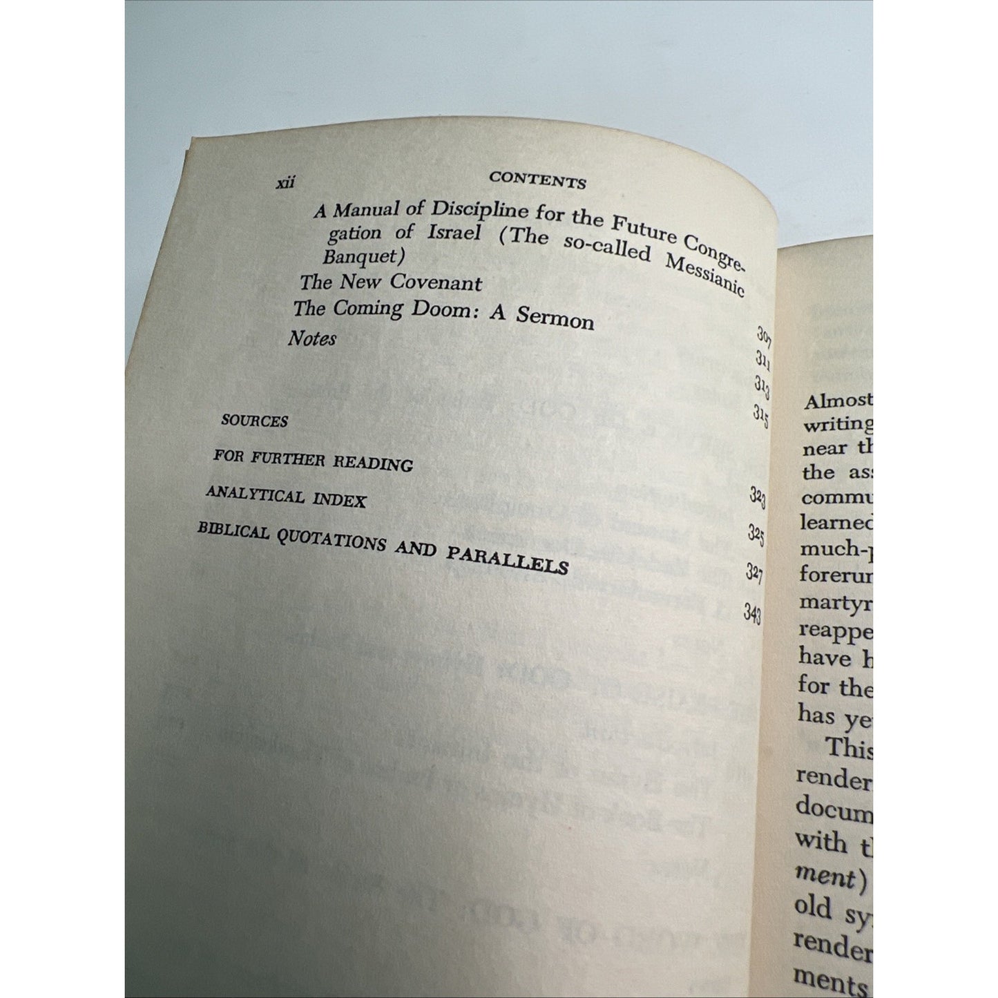 Theodor H. Gaster THE DEAD SEA SCRIPTURES IN ENGLISH 1956 1st Edition HC DJ