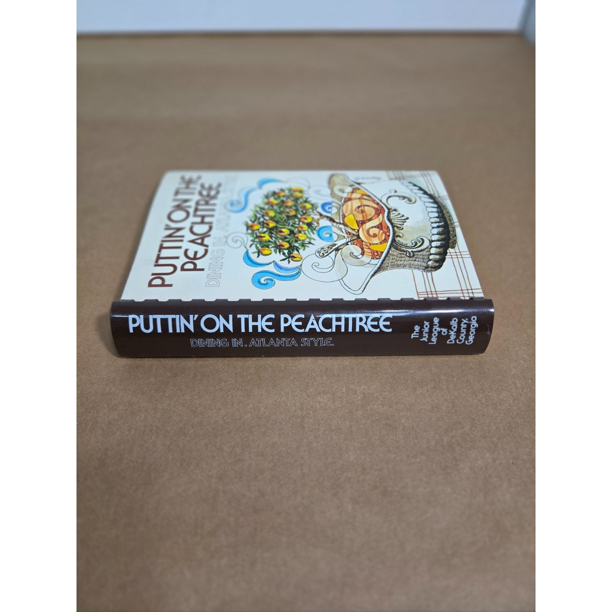 Vintage 1986 Puttin' on the Peachtree Cookbook Junior League DeKalb GA