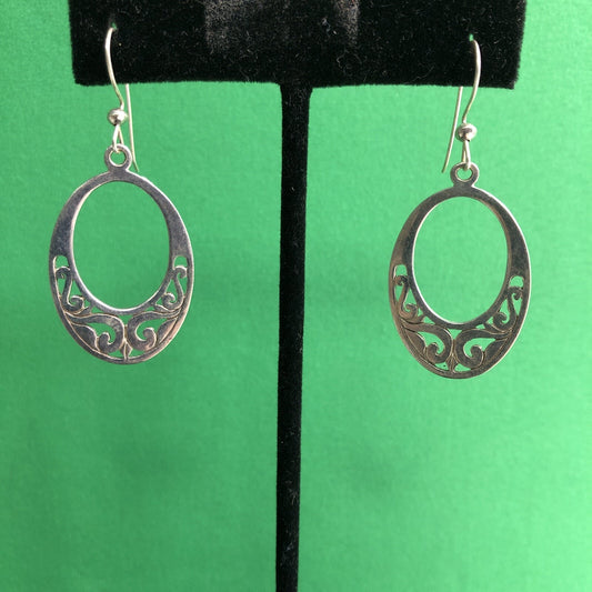 Vtg Mexican Silver Oval Drop Earrings Intricate Stamped Detail Pierced Hook Wire