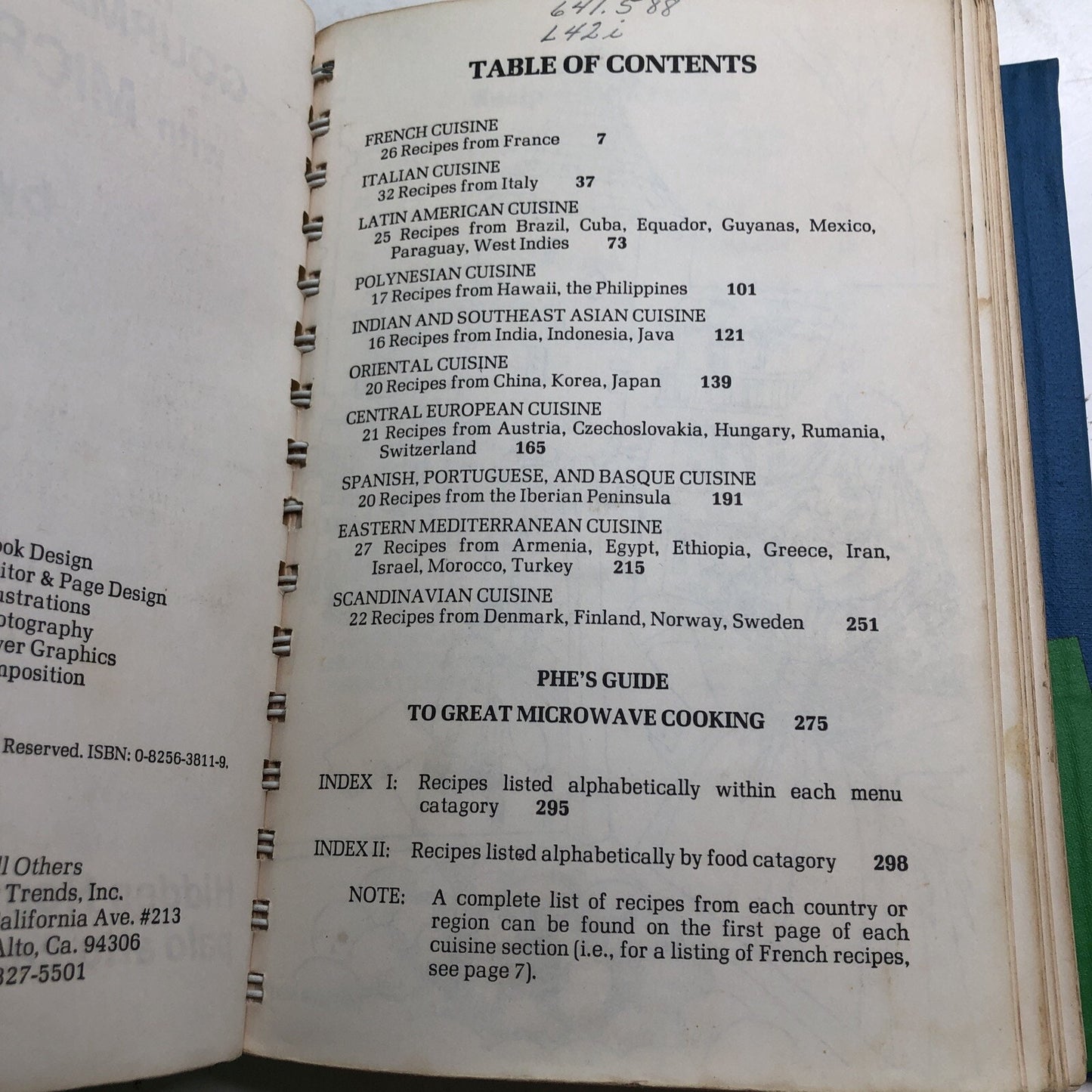International Gourmet Cooking With Microwave by Phe Laws 1976 HC SPIRAL BOUND