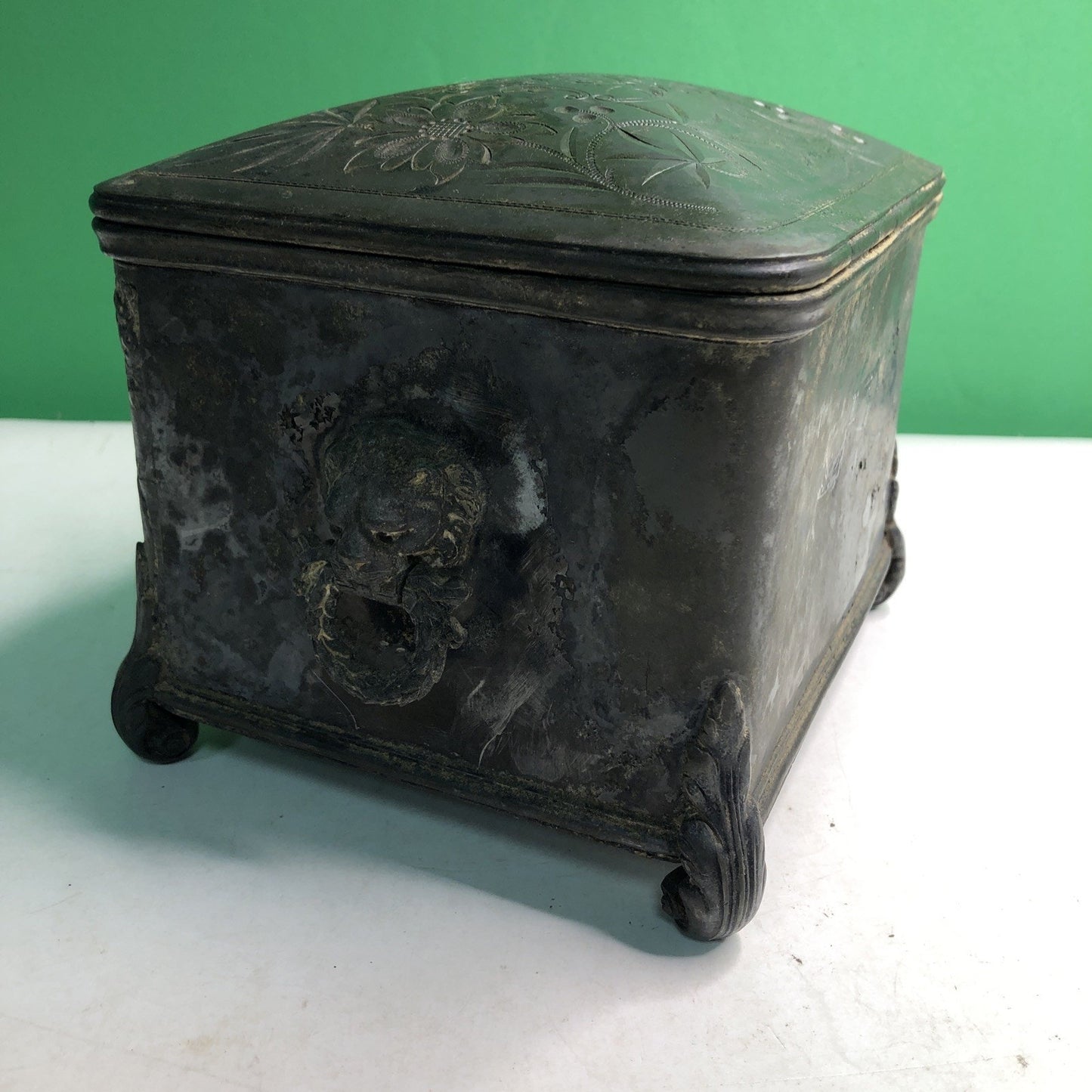 Antique Reed & Barton Silverplate Humidor #130 Cherubs With Key Monogrammed Top