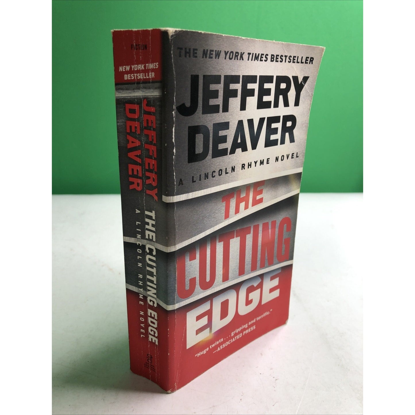 The Cutting Edge A Lincoln Rhyme Novel 14th by Jeffrey Deaver 2019 PB