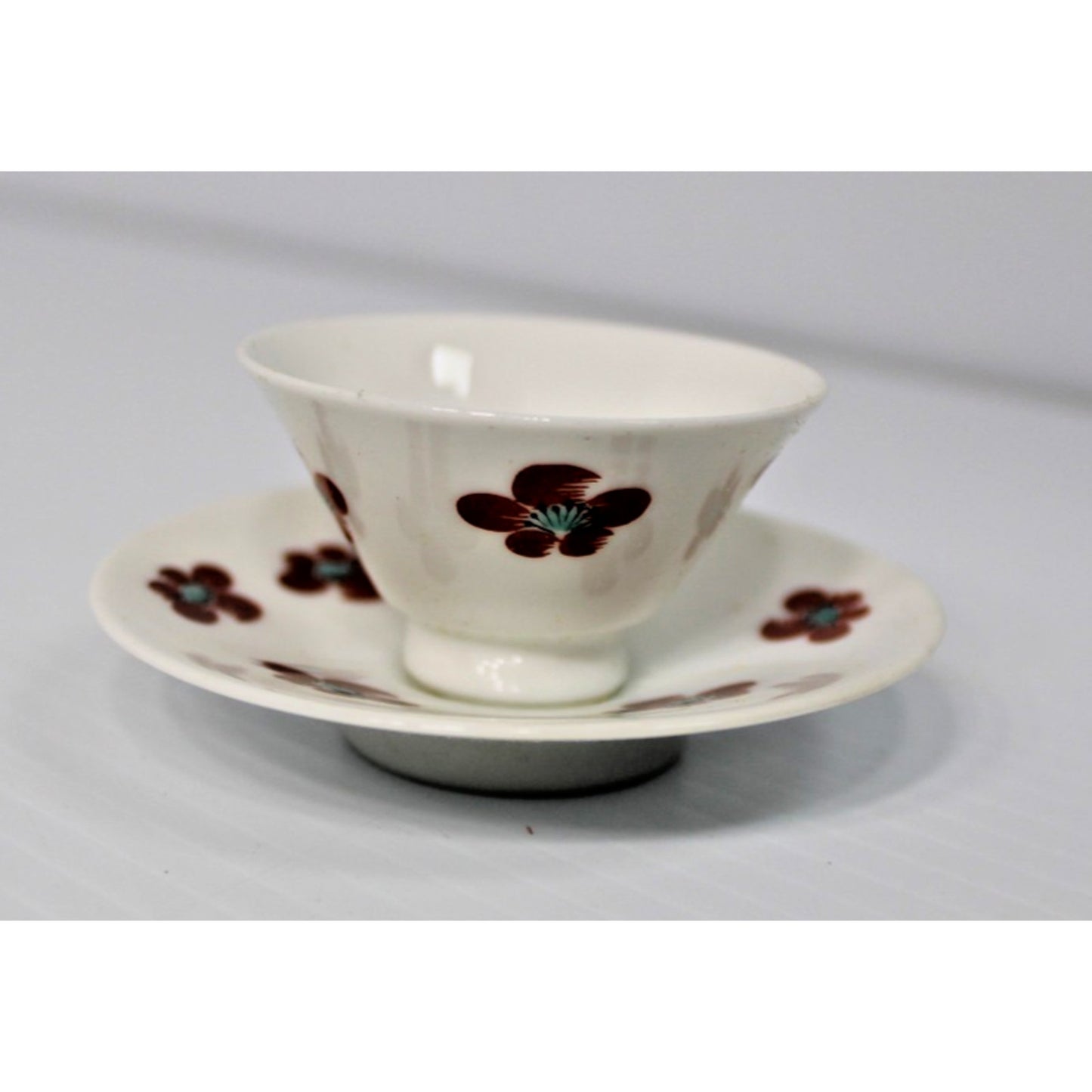 VTG 10-piece Fine Porcelain Sake Set, Plum Blossom Tokkur, Cups, Bowl, Saucers