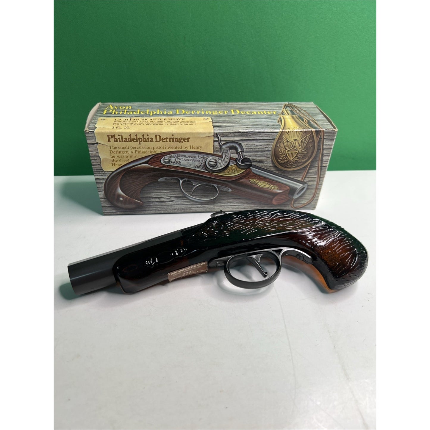 Avon Philadelphia Derringer Decanter Light Musk After Shave 3 fl oz FULL Unused