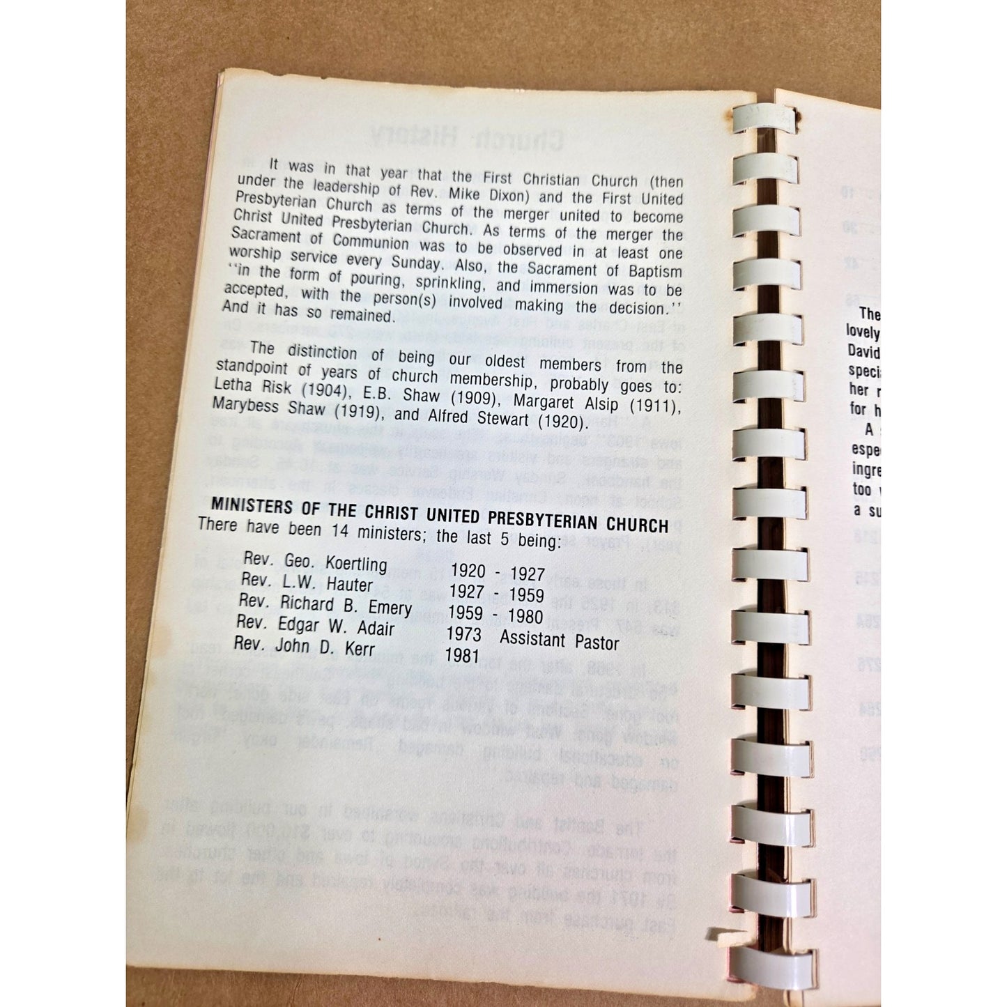 Vintage Oelwein Iowa Centennial Cook Book 1885-1985 Presbyterian Church History