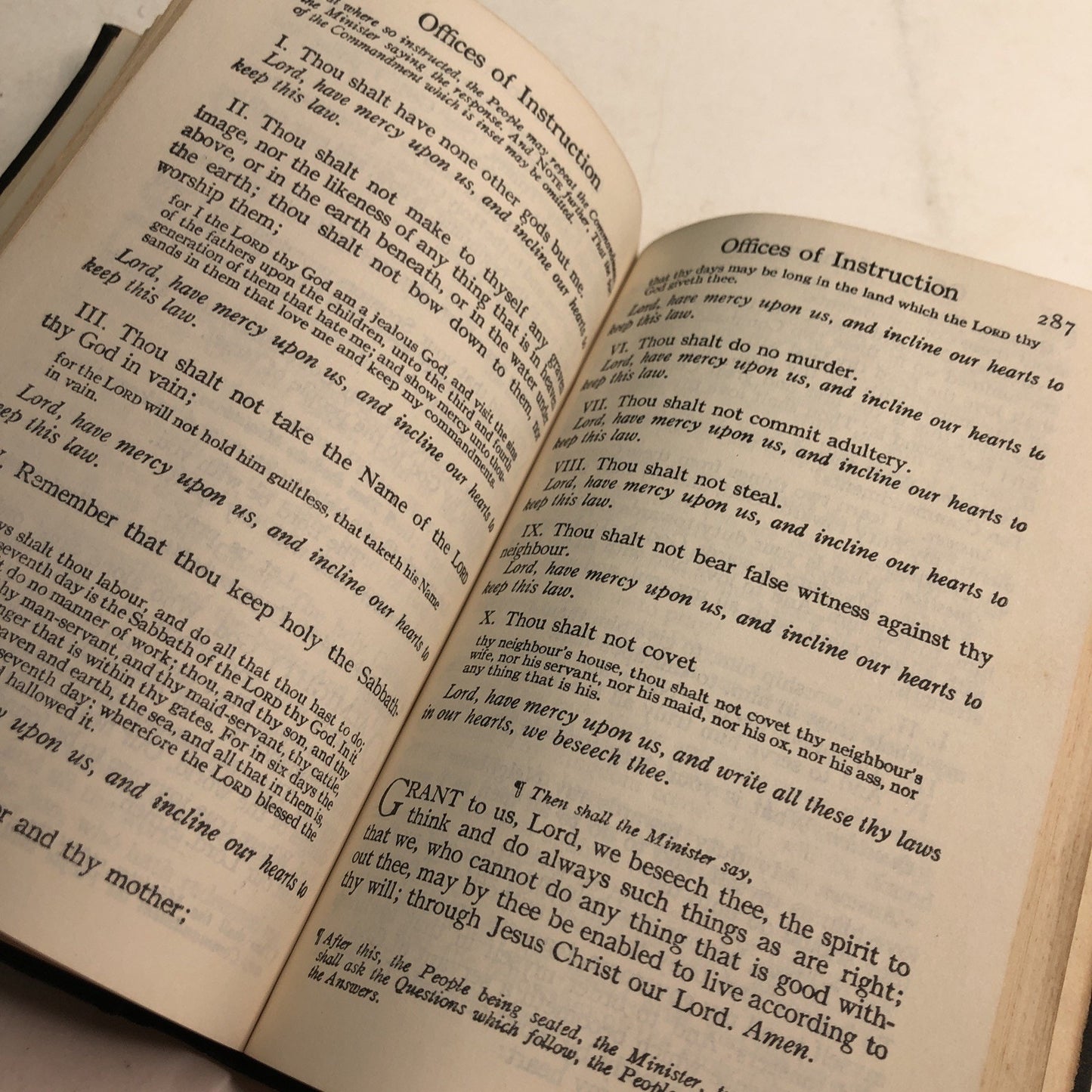 The Book of Common Prayer by The Church Pension Fund J.W. Suter 1945 Hardcover