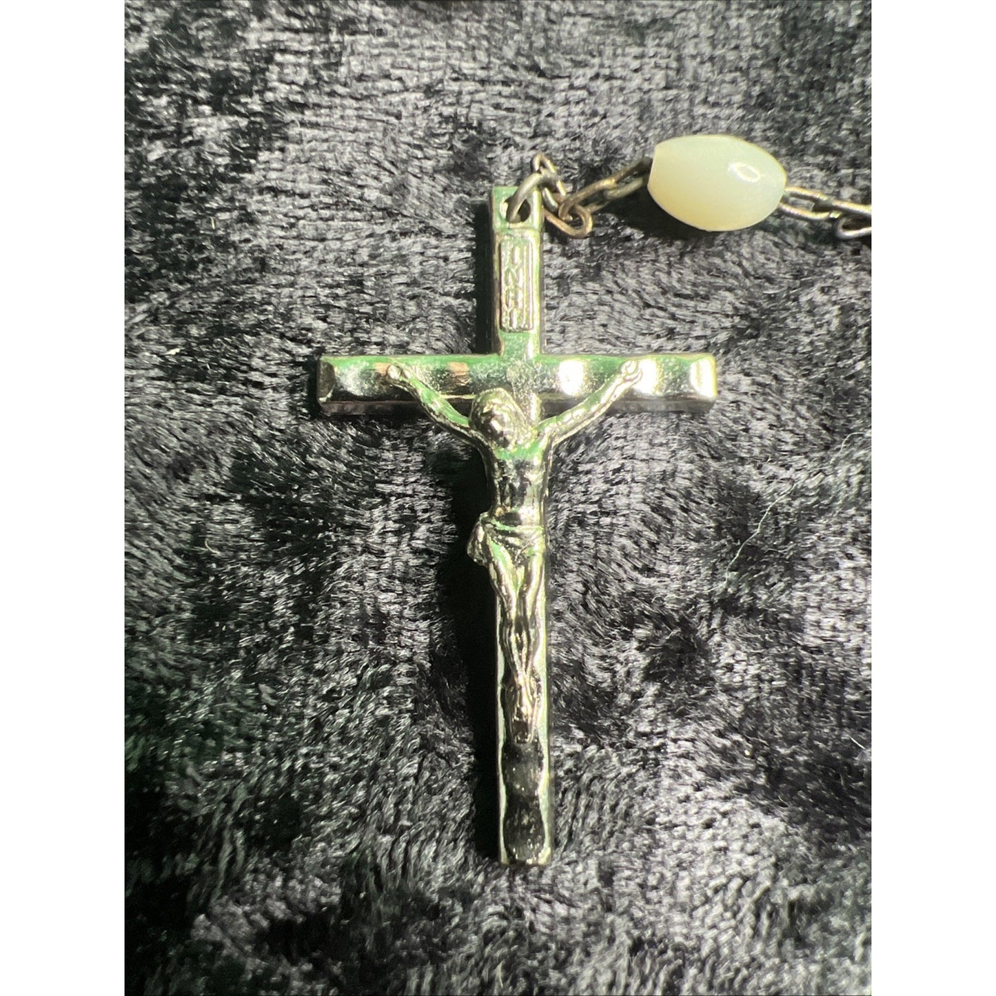 VINTAGE CATHOLIC THE LAST ROSARY MOONGLOW BEADS FUNERAL CASKET WALL HANGING 36”