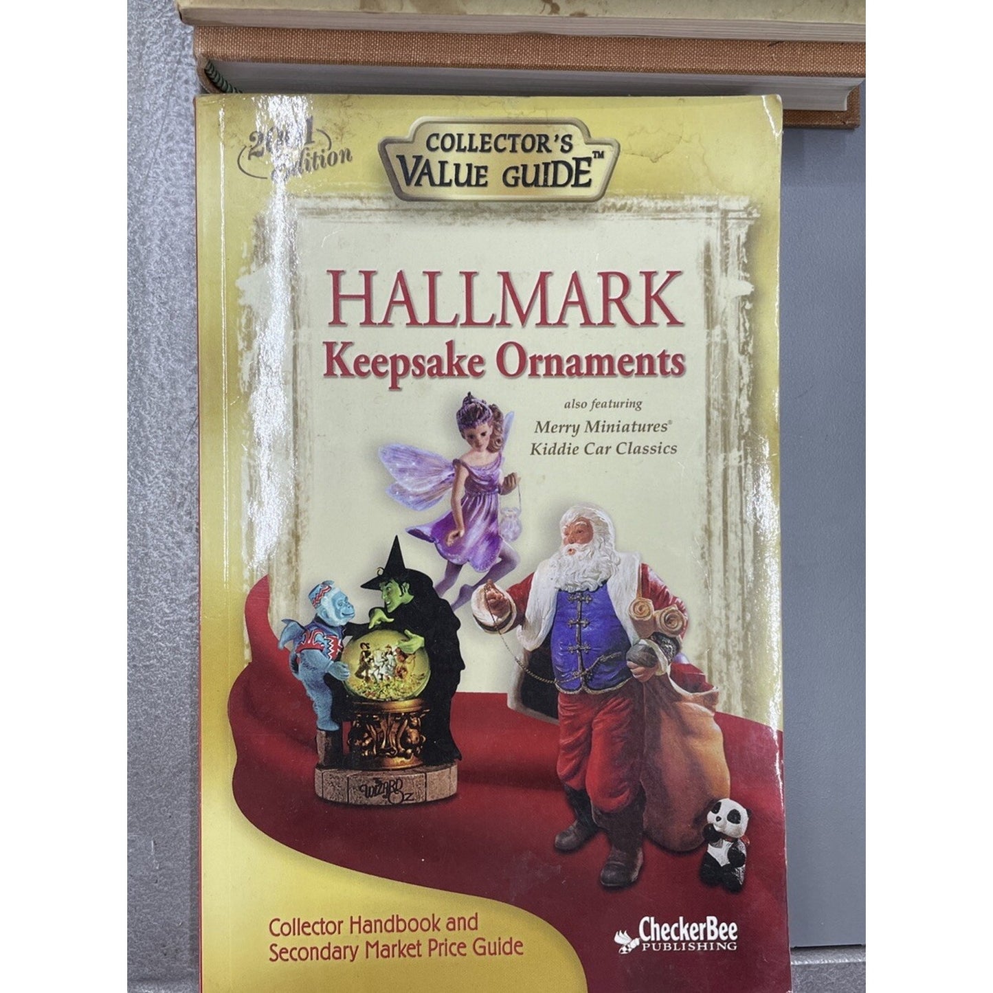 Hallmark Keepsake Ornaments 2001 Fifth Edition Collector’s Value Guide