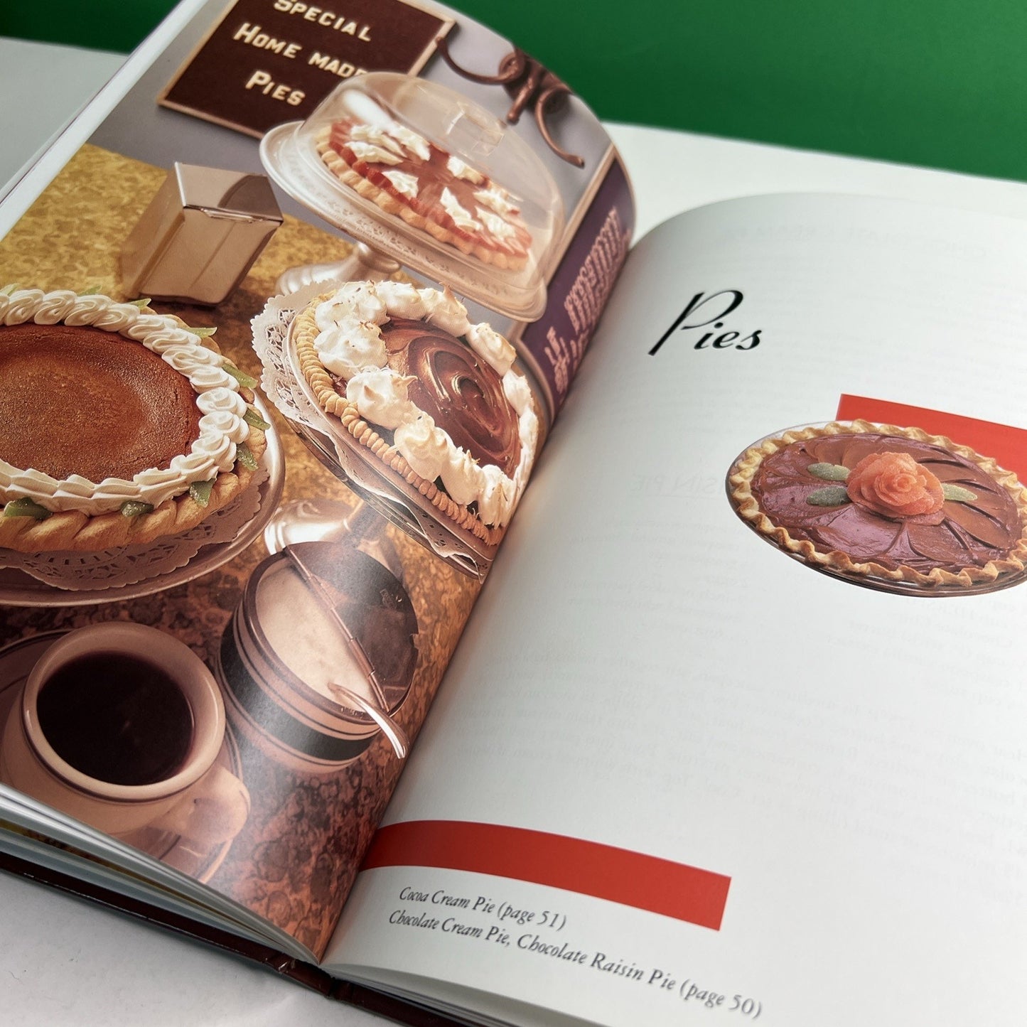 HERSHEY'S 1934 COOKBOOK Revised & Expanded Chocolate Recipes HARDCOVER NEW 1992