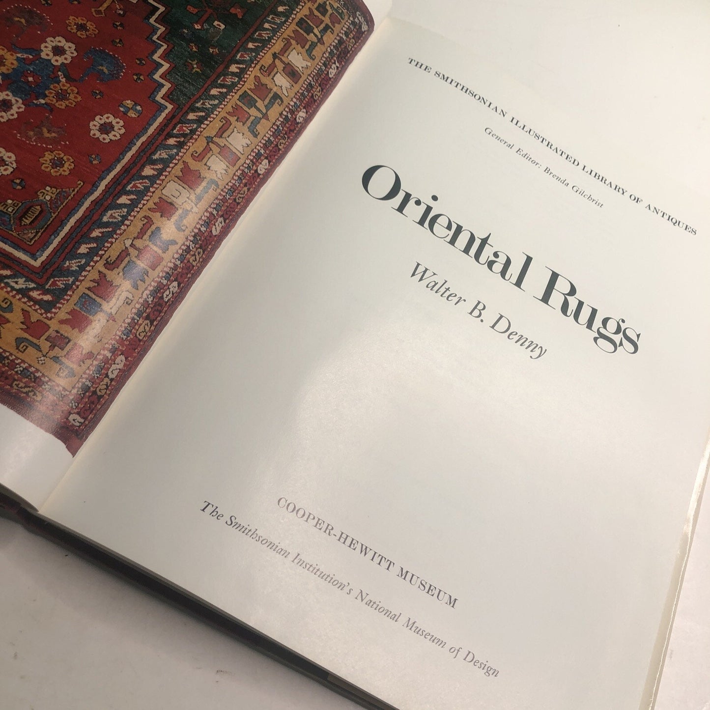 ORIENTAL RUGS Smithsonian Illustrated Library Of Antiques 1979 HC DJ