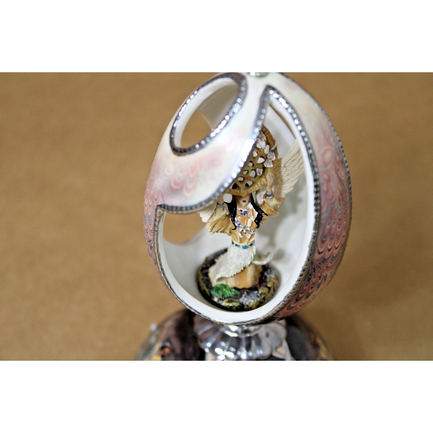 Russ Docken "Dream Catcher" Music Box Guilding Spirits Ardleigh Elliott Numbered
