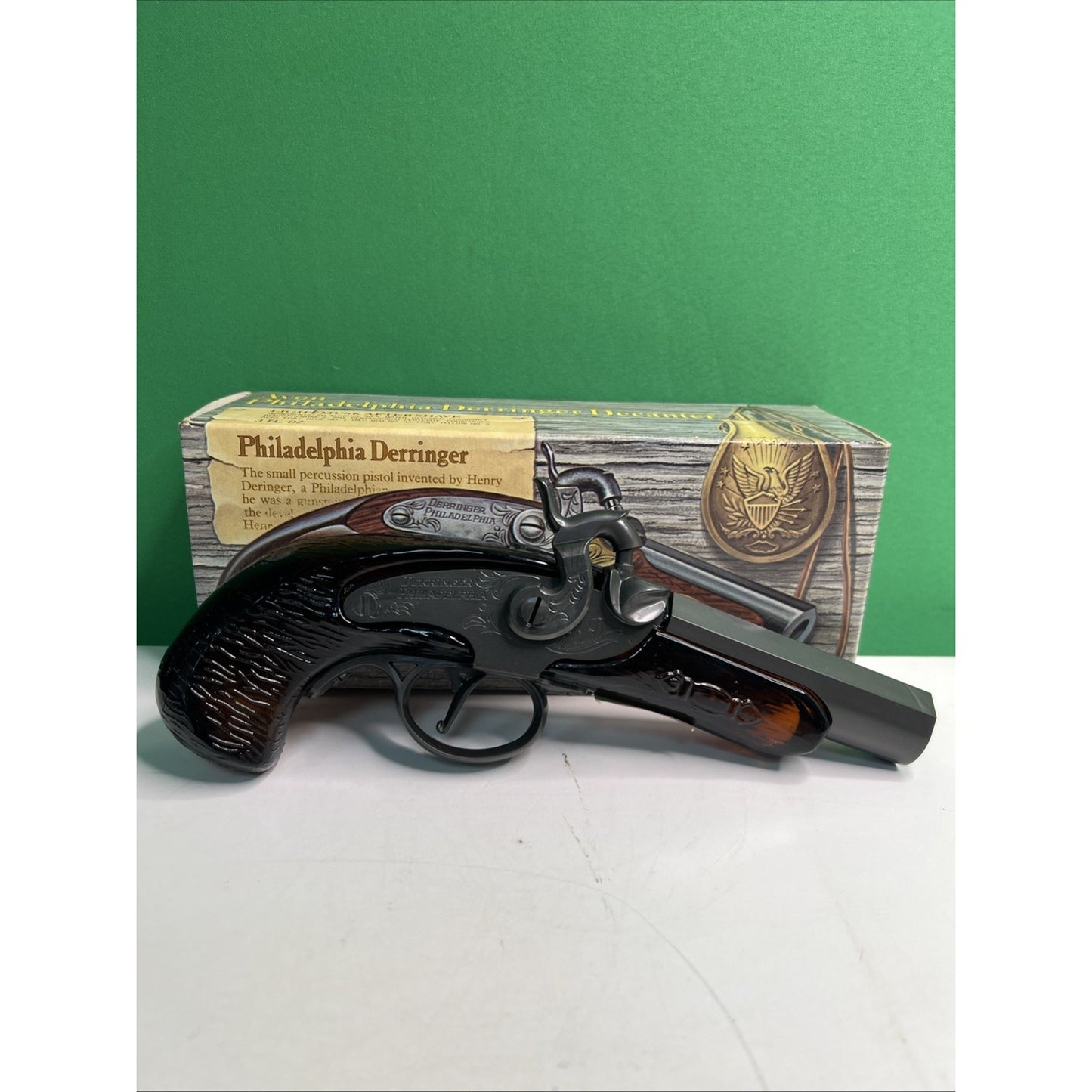 Avon Philadelphia Derringer Decanter Light Musk After Shave 3 fl oz FULL Unused