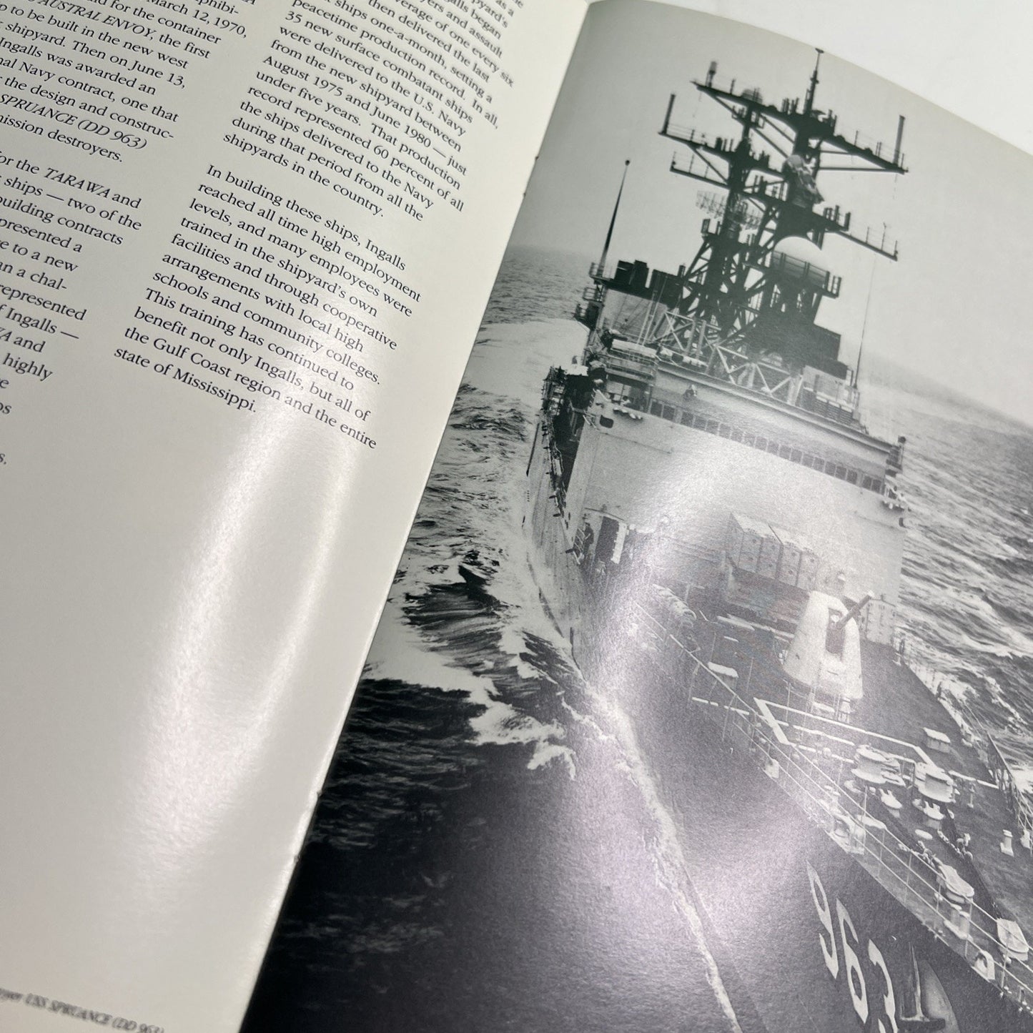 1988 Ingalls Shipbuilding Illustrated 50 Year Commemorative Booklet Mississippi