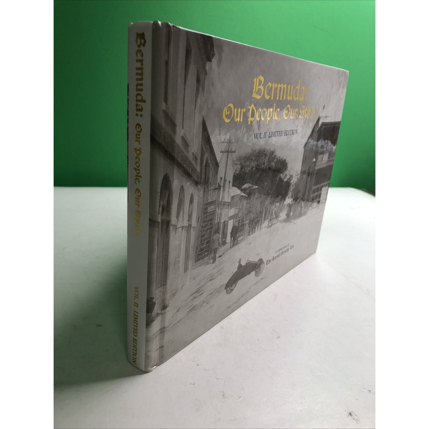 BERMUDA: OUR PEOPLE, OUR STORY, VOL. 2 (LIMITED EDITION) By Beverle Lottimore