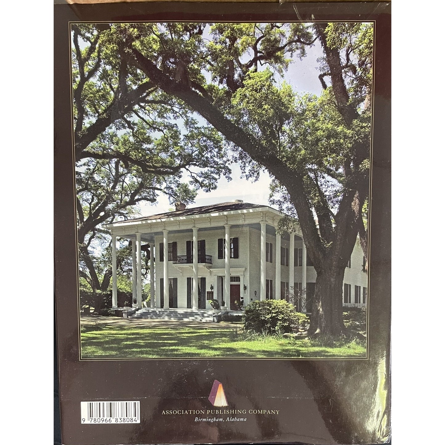 2008 Mobile's Legal Legacy: Three Hundred Years of Law in the Port City SIGNED