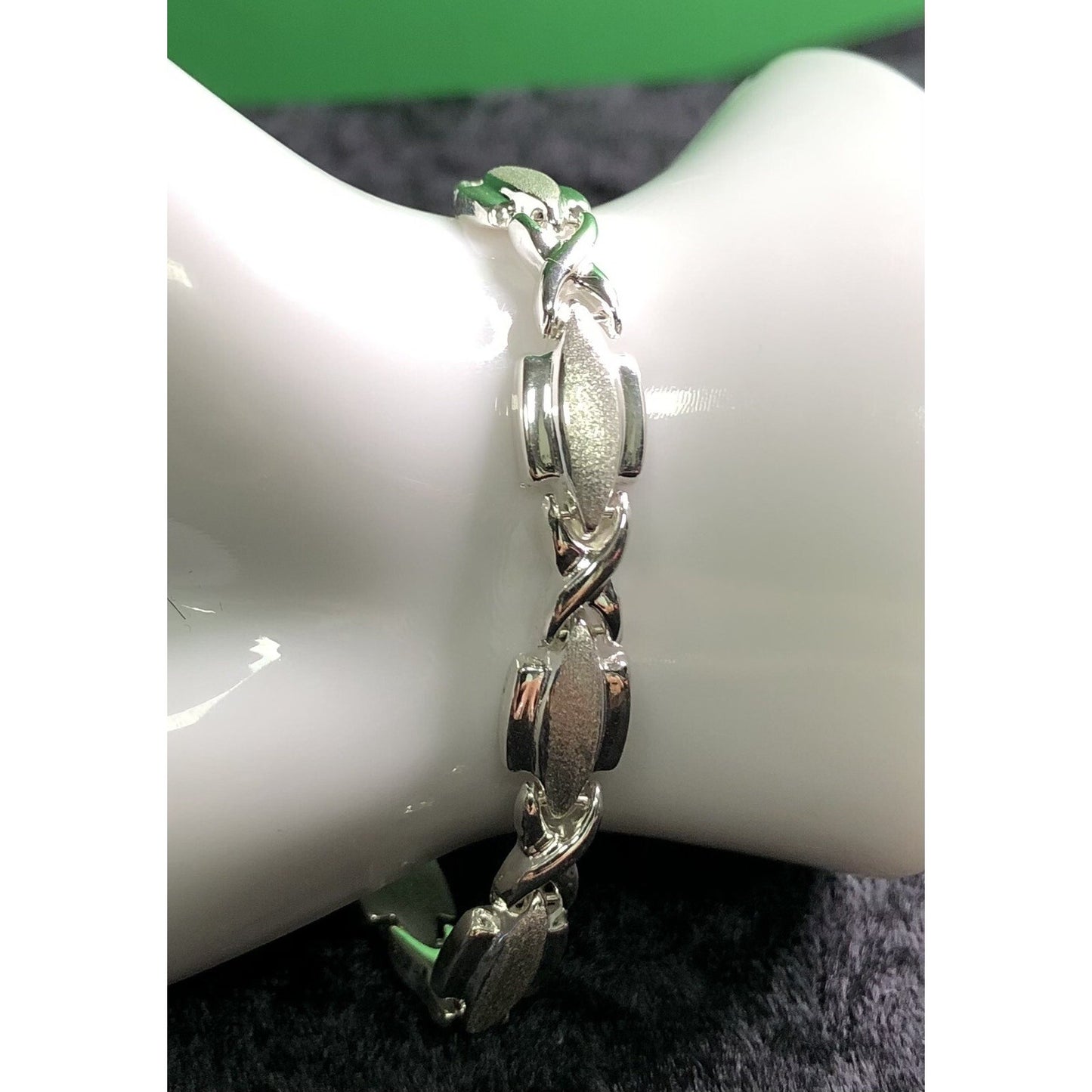 Sterling Silver X Link Tennis Style 8 Inch Bracelet Lobster Claw Clasp