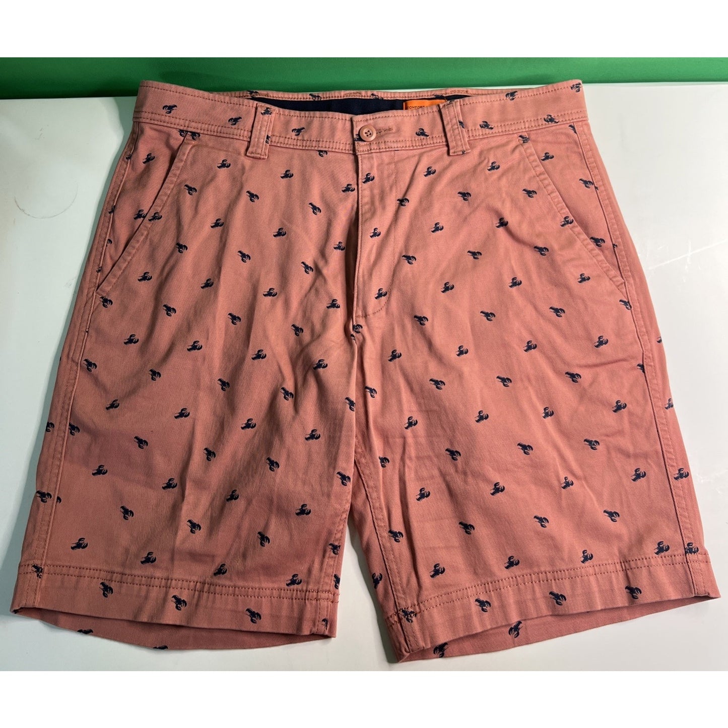 St. John's Bay Men's Comfort Stretch Chino Shorts Size 36 Bermuda Lobster