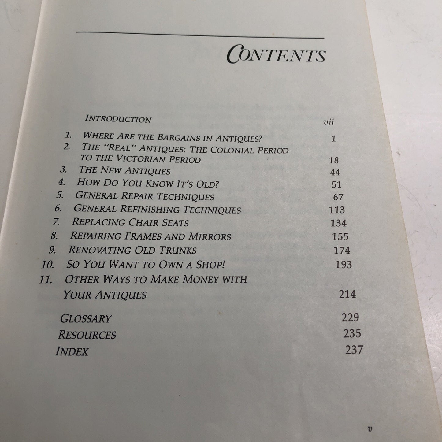 How to Recognize and Refinish Antiques for Pleasure and Profit Jacquelyn Peake