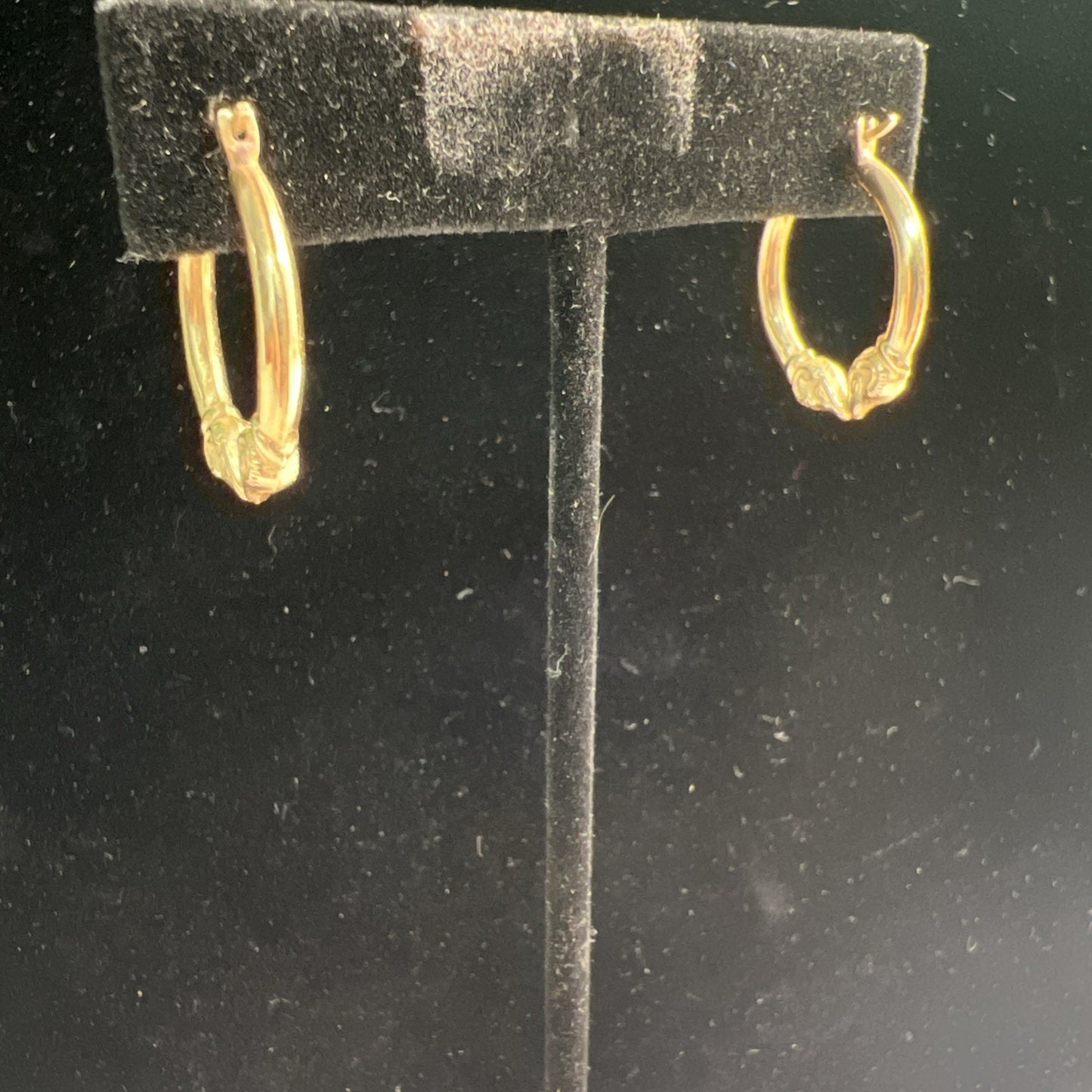14K Gold Hoop Etched Stamped Earrings - French Lock Hinged Closure - Rams Head