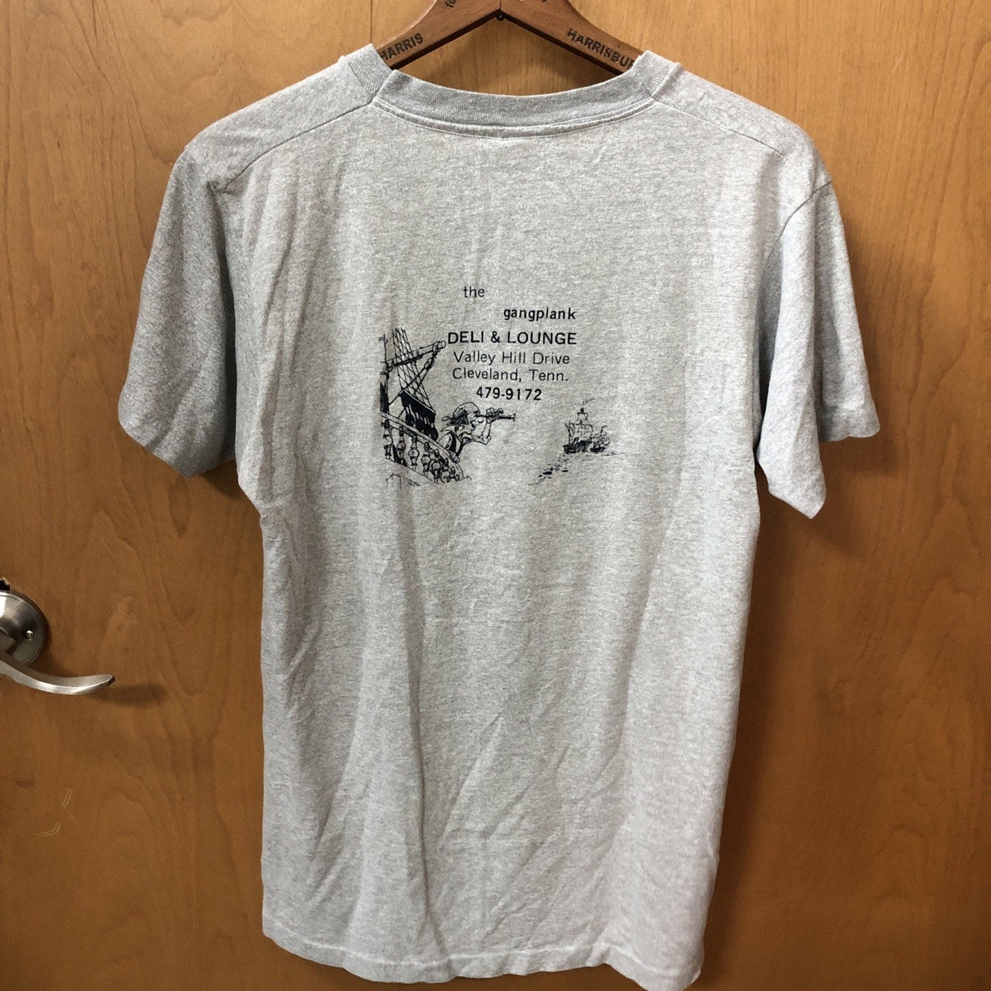 Vintage Budweiser Light TSHIRT Large Size Gangplank Lounge Cleveland Tennessee