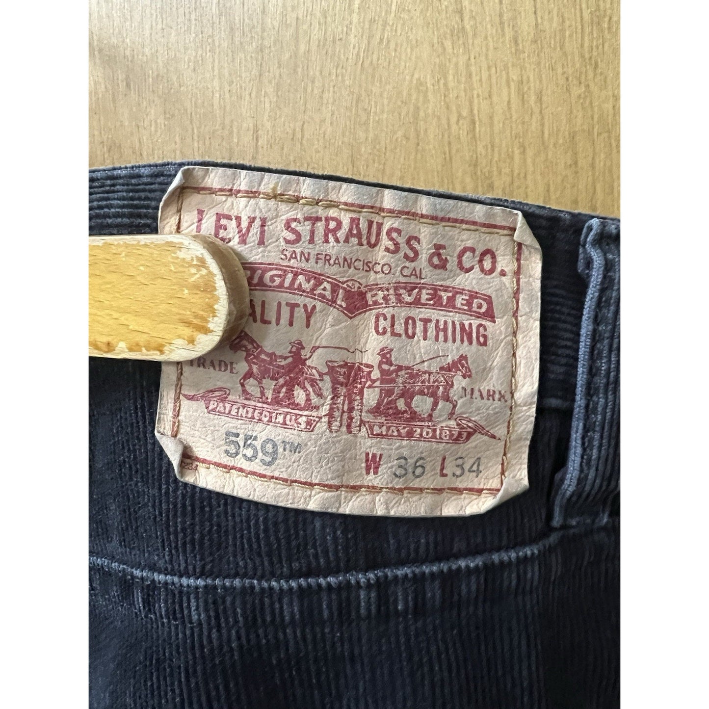 Levis 559 Corduroy Pants Mens 36x34 Black Relaxed Straight Casual