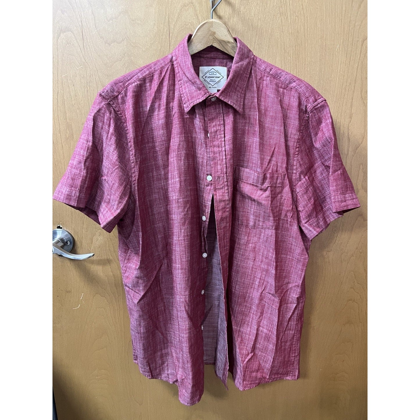 St Johns Bay Mens XL Red No Tuck Short Sleeve 100% Cotton Button Down Shirt