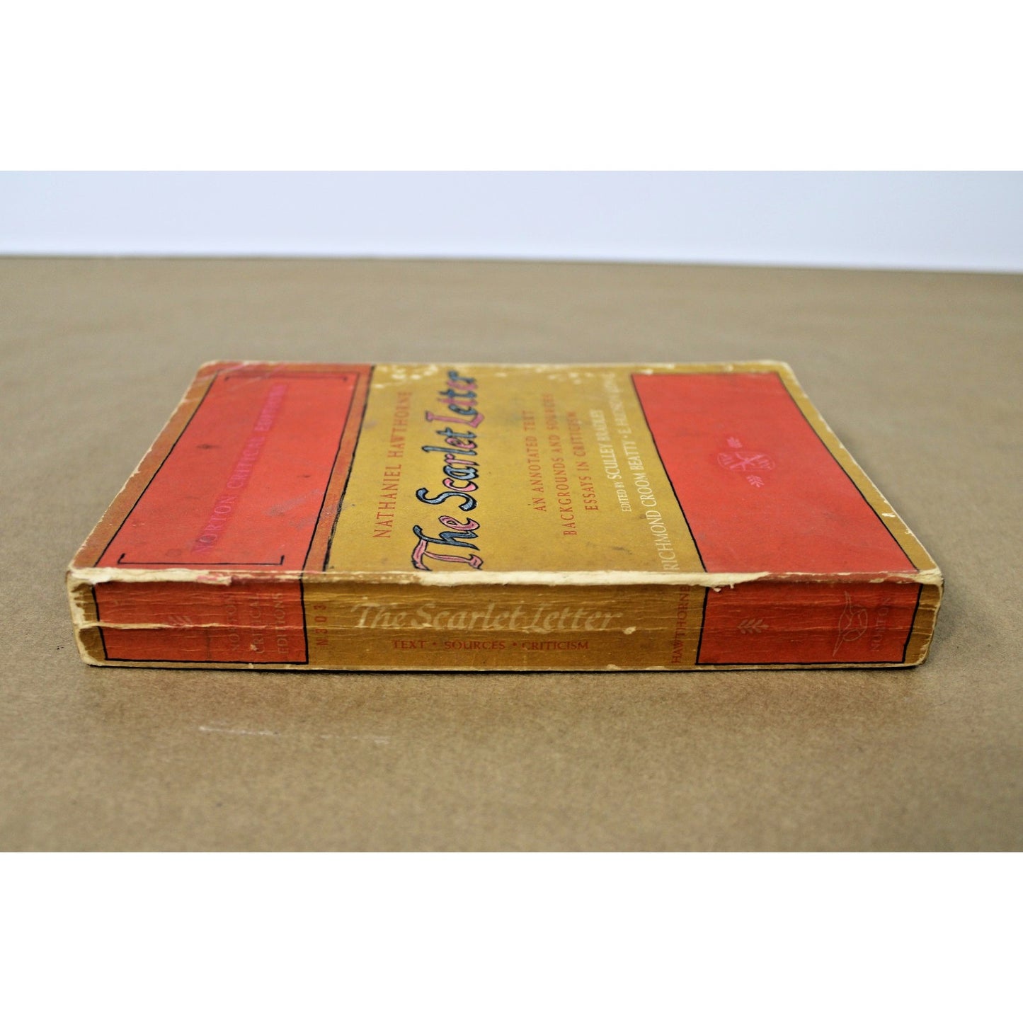 The Scarlet Letter, Nathaniel Hawthorne 1962, Annotated Norton Critical Edition