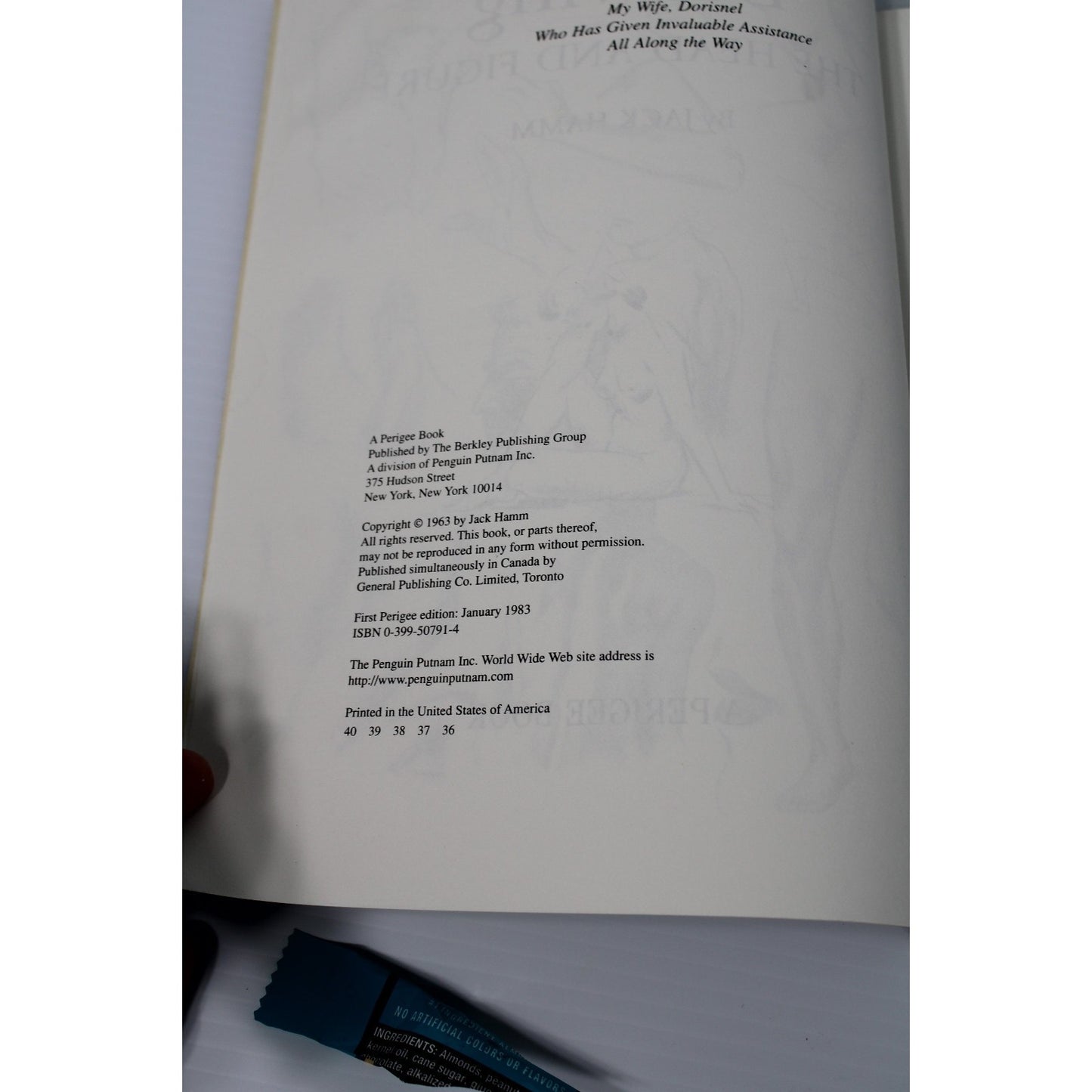 Drawing the Head & Figure: A How-To Handbook That Makes Drawing Easy- Jack Hamm